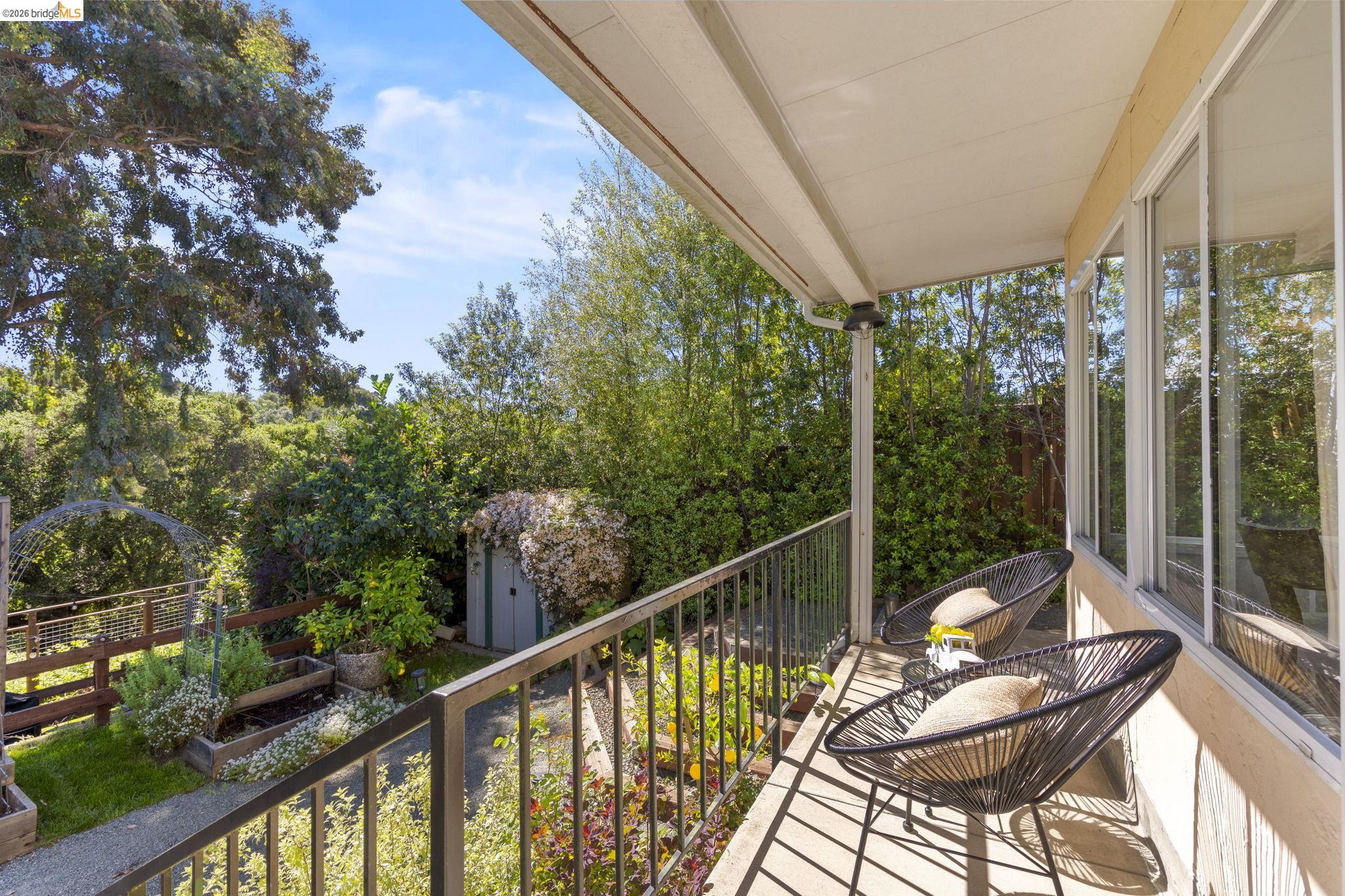 Detail Gallery Image 42 of 60 For 1665 Highland Blvd, Hayward,  CA 94542 - 5 Beds | 3 Baths