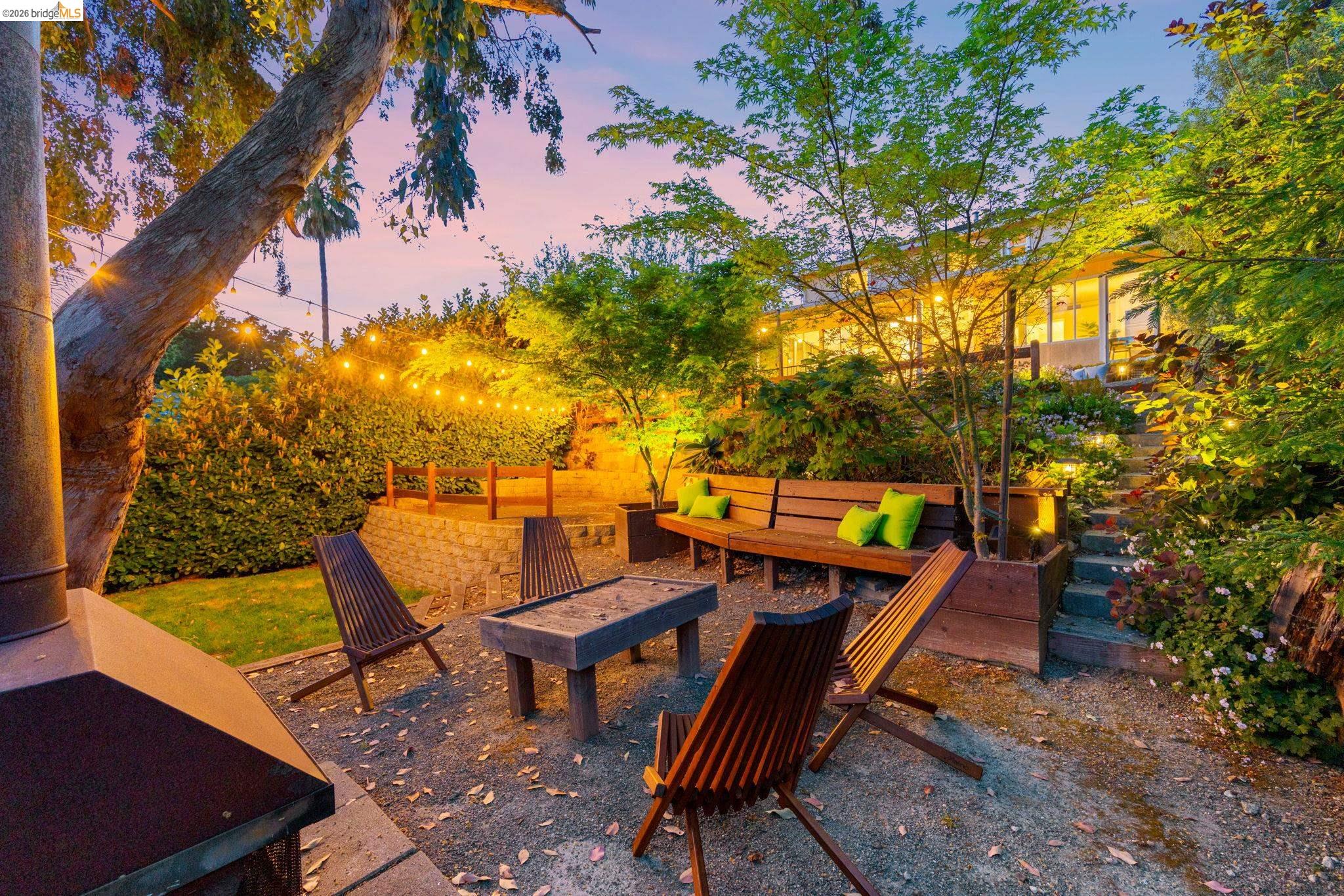 Detail Gallery Image 52 of 60 For 1665 Highland Blvd, Hayward,  CA 94542 - 5 Beds | 3 Baths