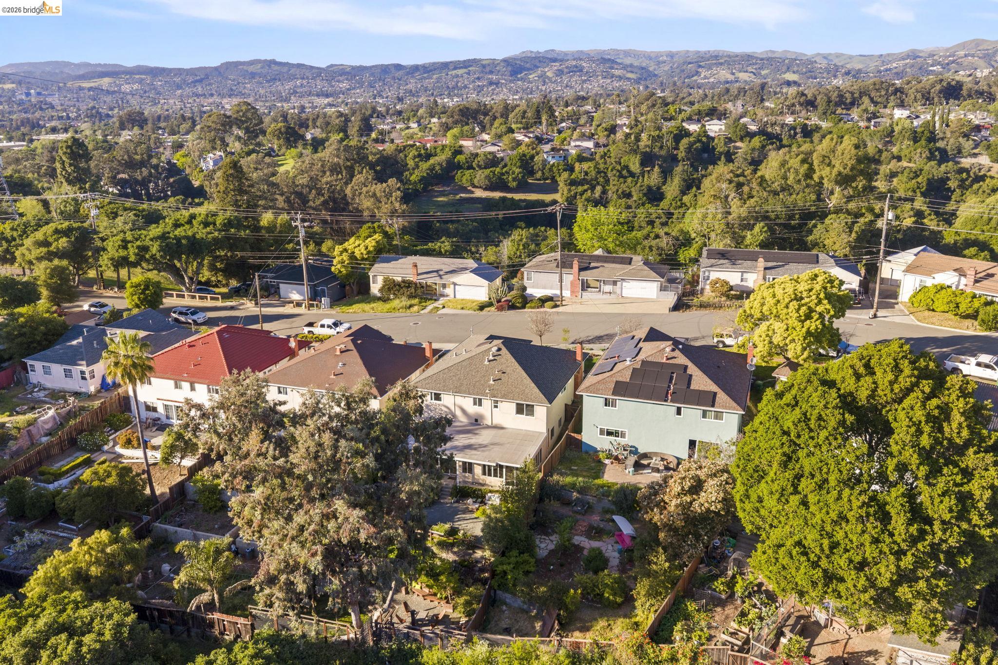 Detail Gallery Image 56 of 60 For 1665 Highland Blvd, Hayward,  CA 94542 - 5 Beds | 3 Baths