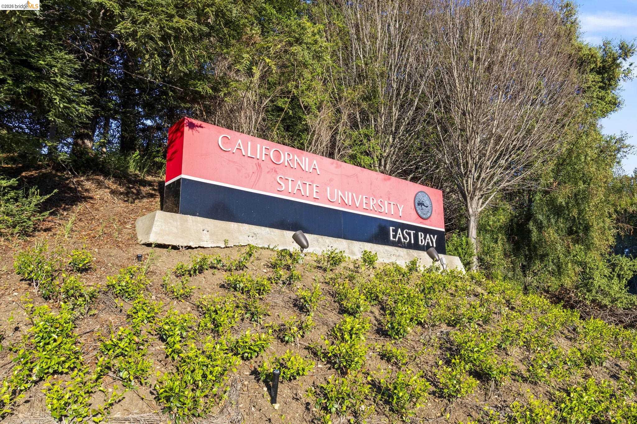 Detail Gallery Image 58 of 60 For 1665 Highland Blvd, Hayward,  CA 94542 - 5 Beds | 3 Baths