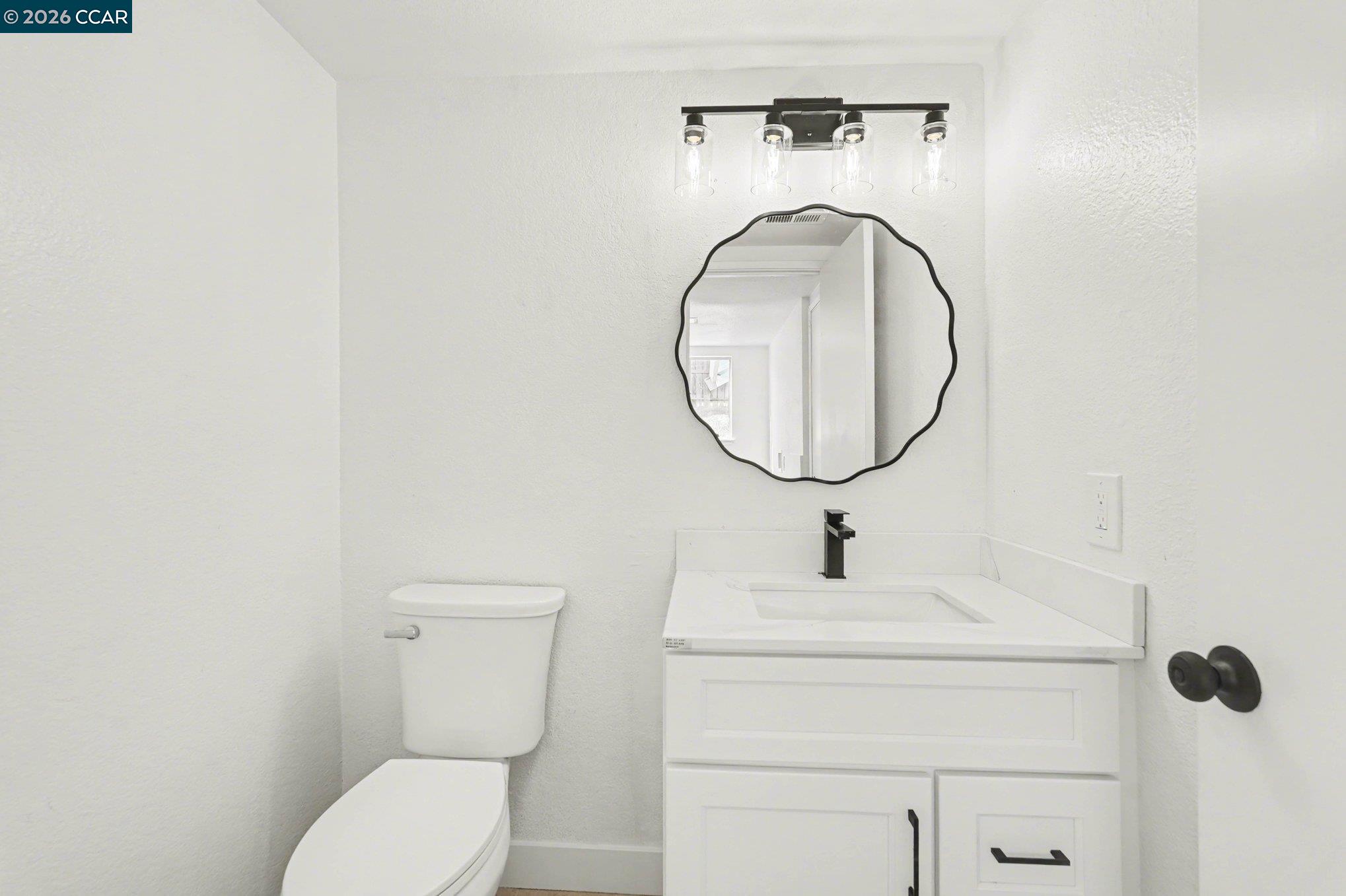 Detail Gallery Image 15 of 43 For 2921 Bluebell Cir, Antioch,  CA 94531 - 5 Beds | 3/1 Baths