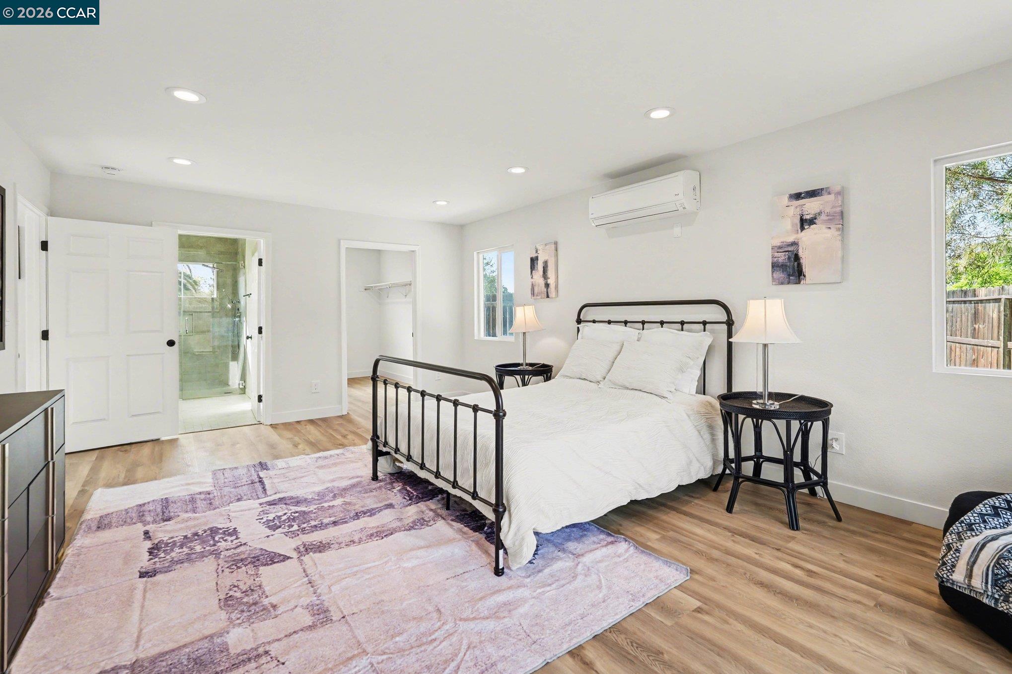 Detail Gallery Image 19 of 43 For 2921 Bluebell Cir, Antioch,  CA 94531 - 5 Beds | 3/1 Baths