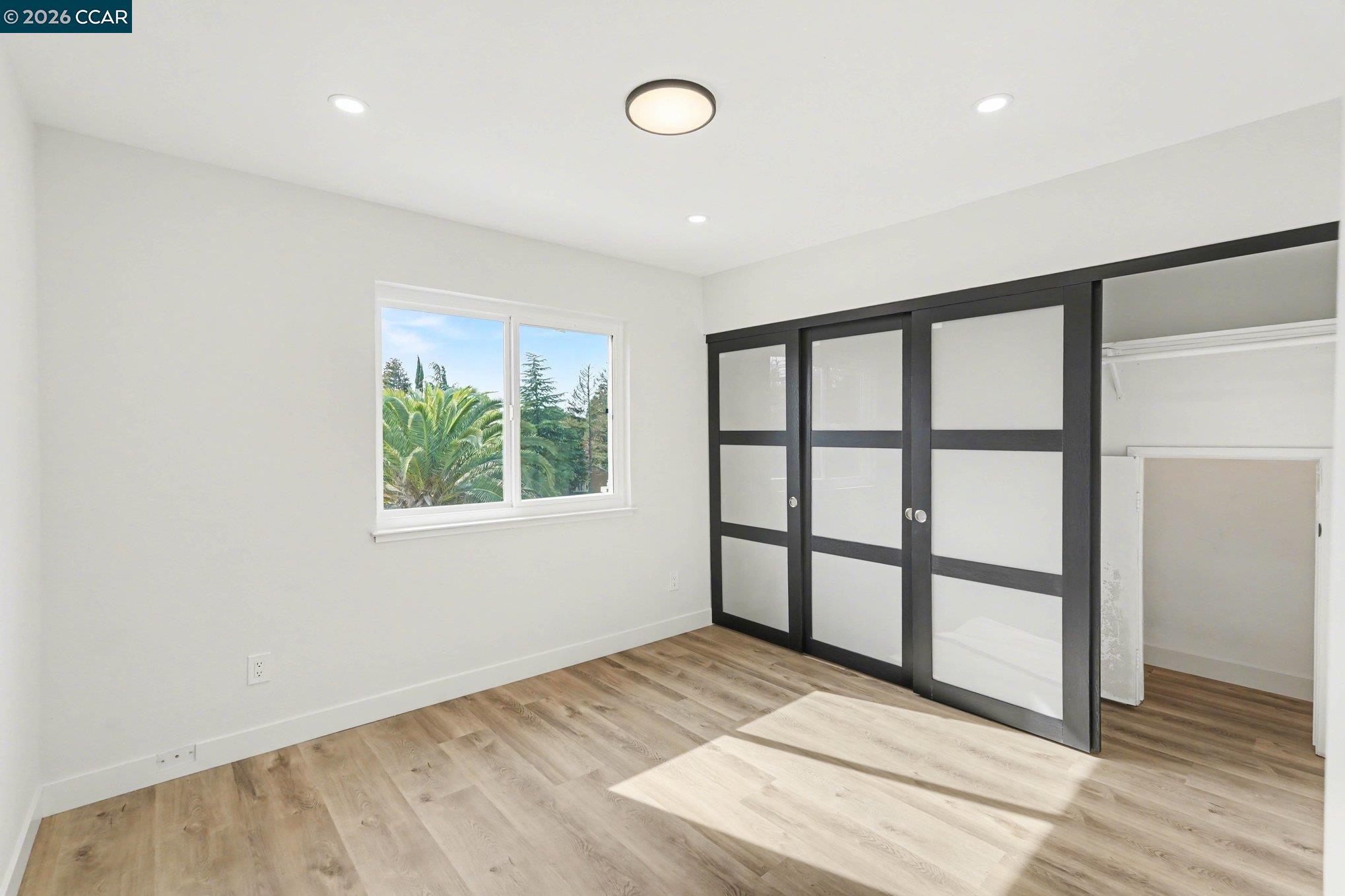 Detail Gallery Image 28 of 43 For 2921 Bluebell Cir, Antioch,  CA 94531 - 5 Beds | 3/1 Baths