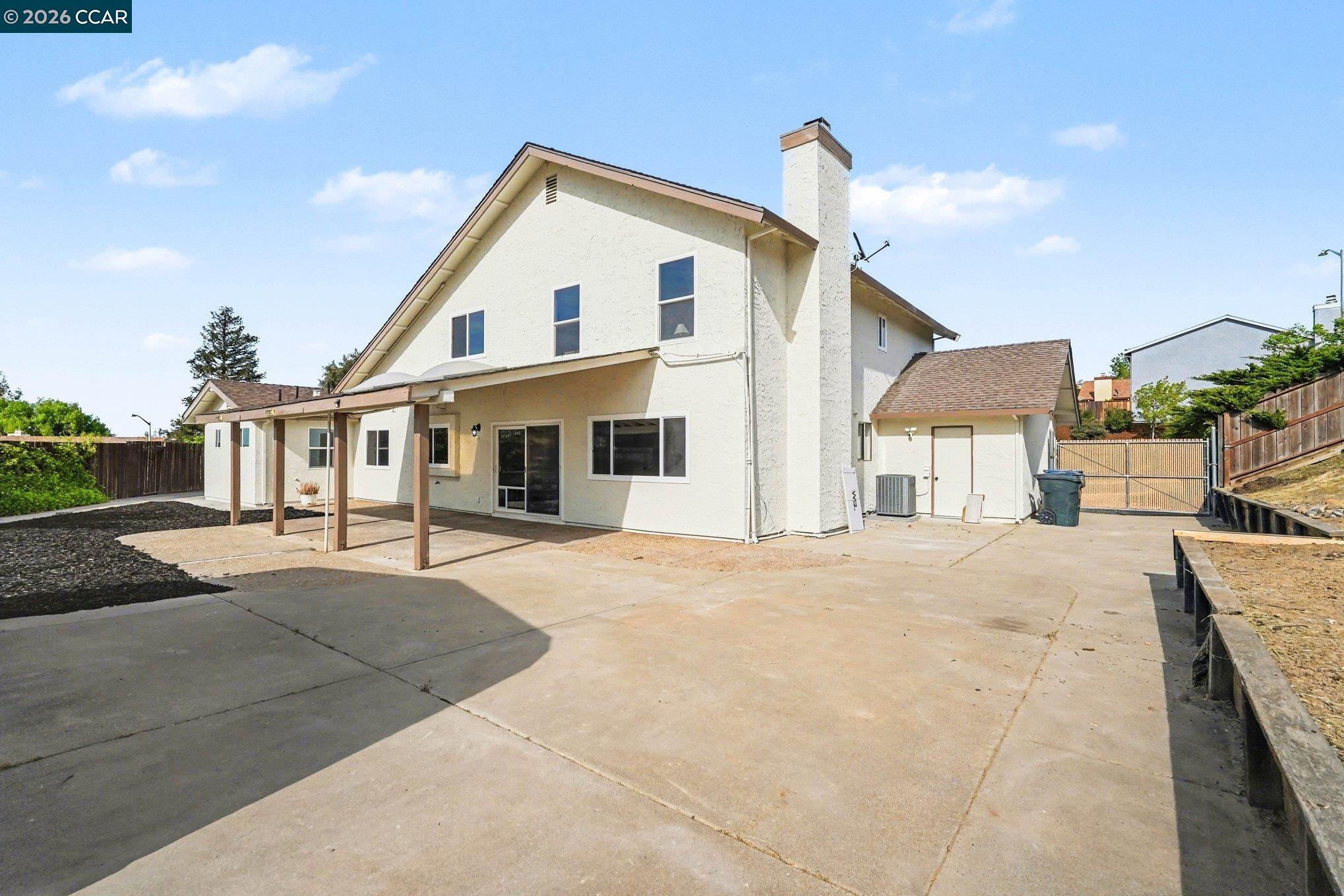 Detail Gallery Image 37 of 43 For 2921 Bluebell Cir, Antioch,  CA 94531 - 5 Beds | 3/1 Baths