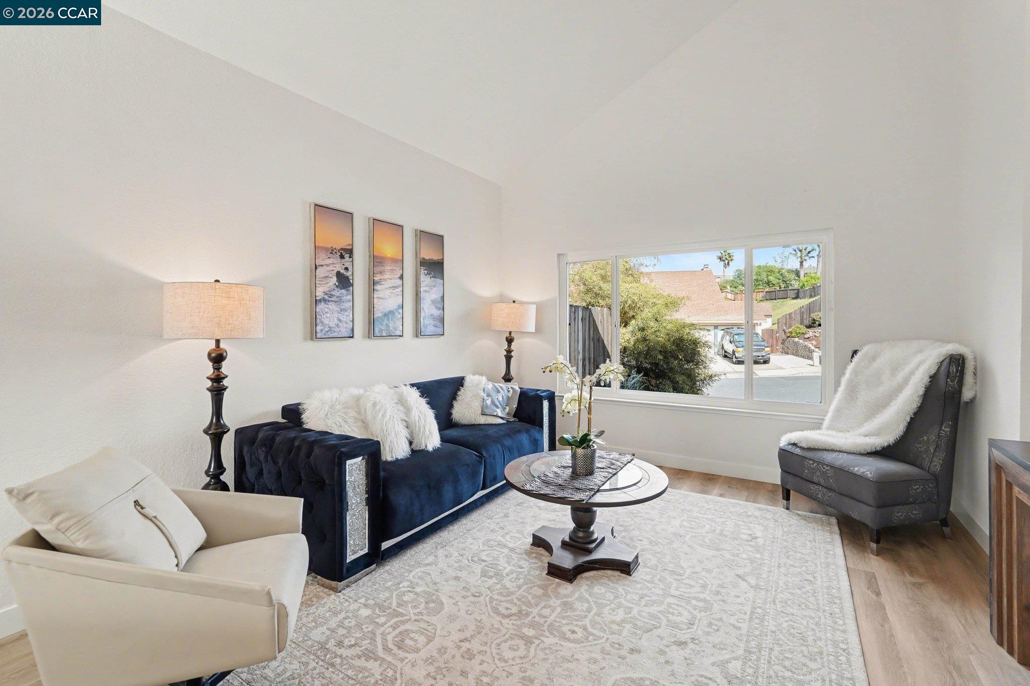 Detail Gallery Image 10 of 43 For 2921 Bluebell Cir, Antioch,  CA 94531 - 5 Beds | 3/1 Baths