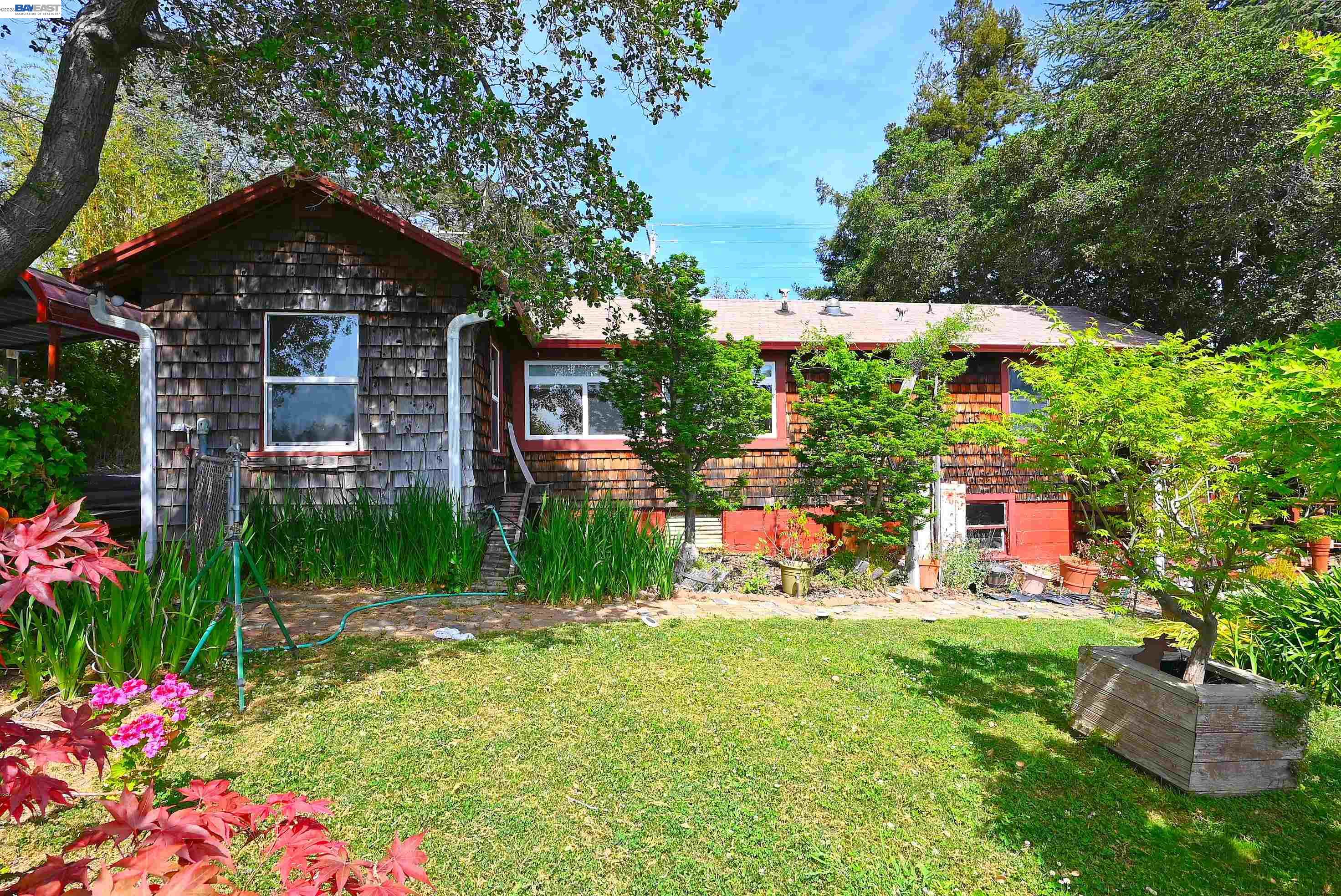 Detail Gallery Image 18 of 37 For 4199 Seven Hills Rd, Castro Valley,  CA 94546 - 2 Beds | 1 Baths