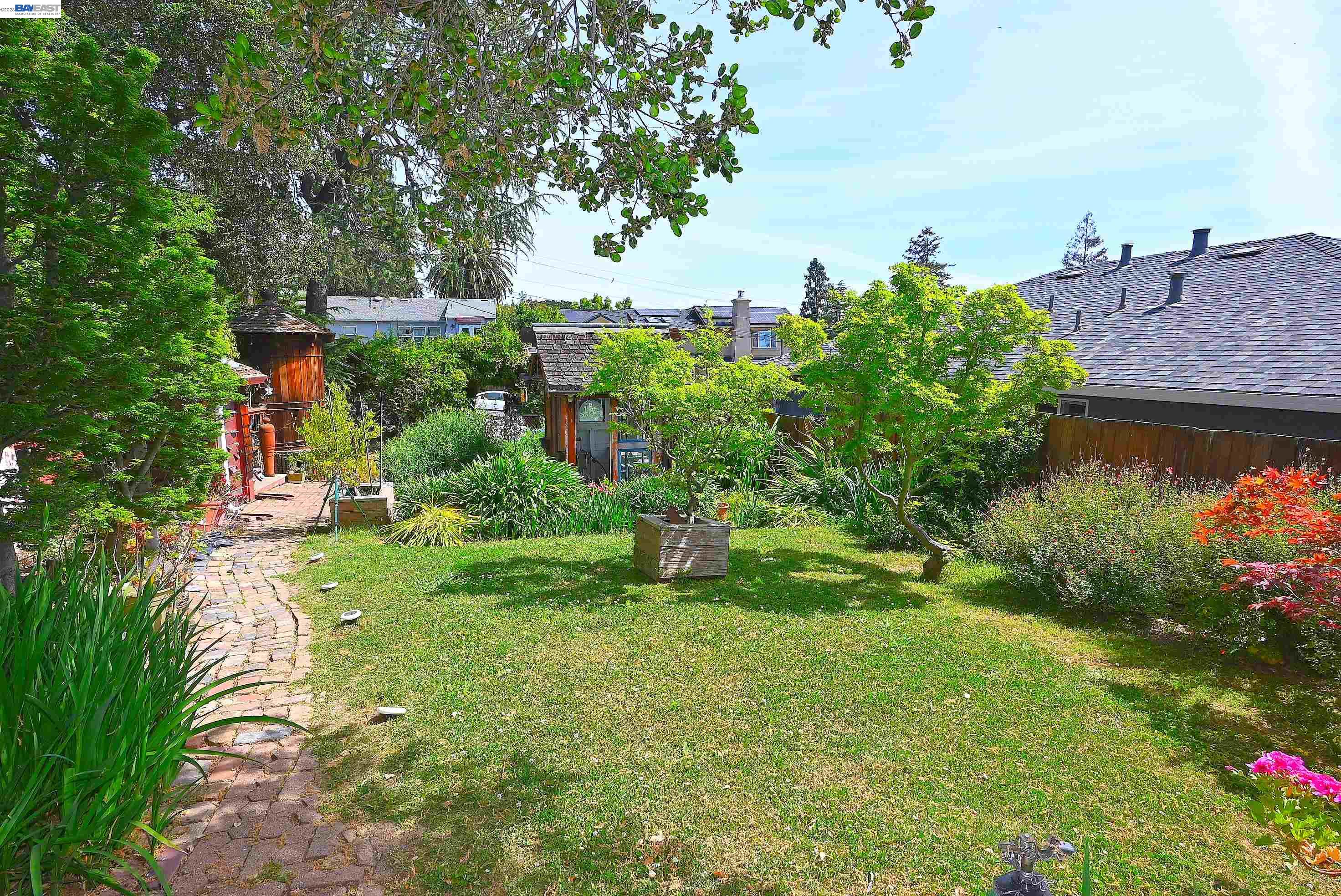 Detail Gallery Image 19 of 37 For 4199 Seven Hills Rd, Castro Valley,  CA 94546 - 2 Beds | 1 Baths