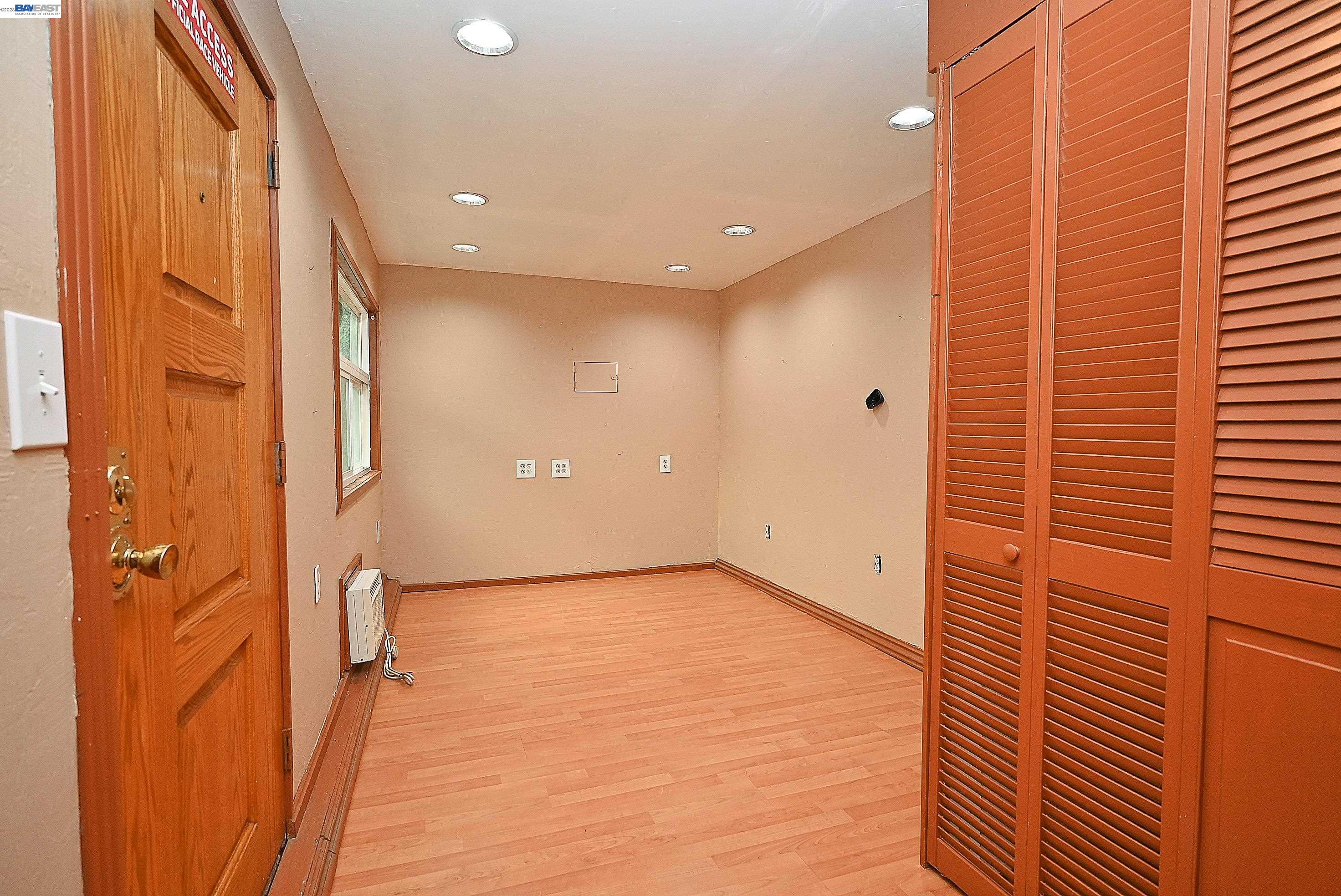 Detail Gallery Image 24 of 37 For 4199 Seven Hills Rd, Castro Valley,  CA 94546 - 2 Beds | 1 Baths