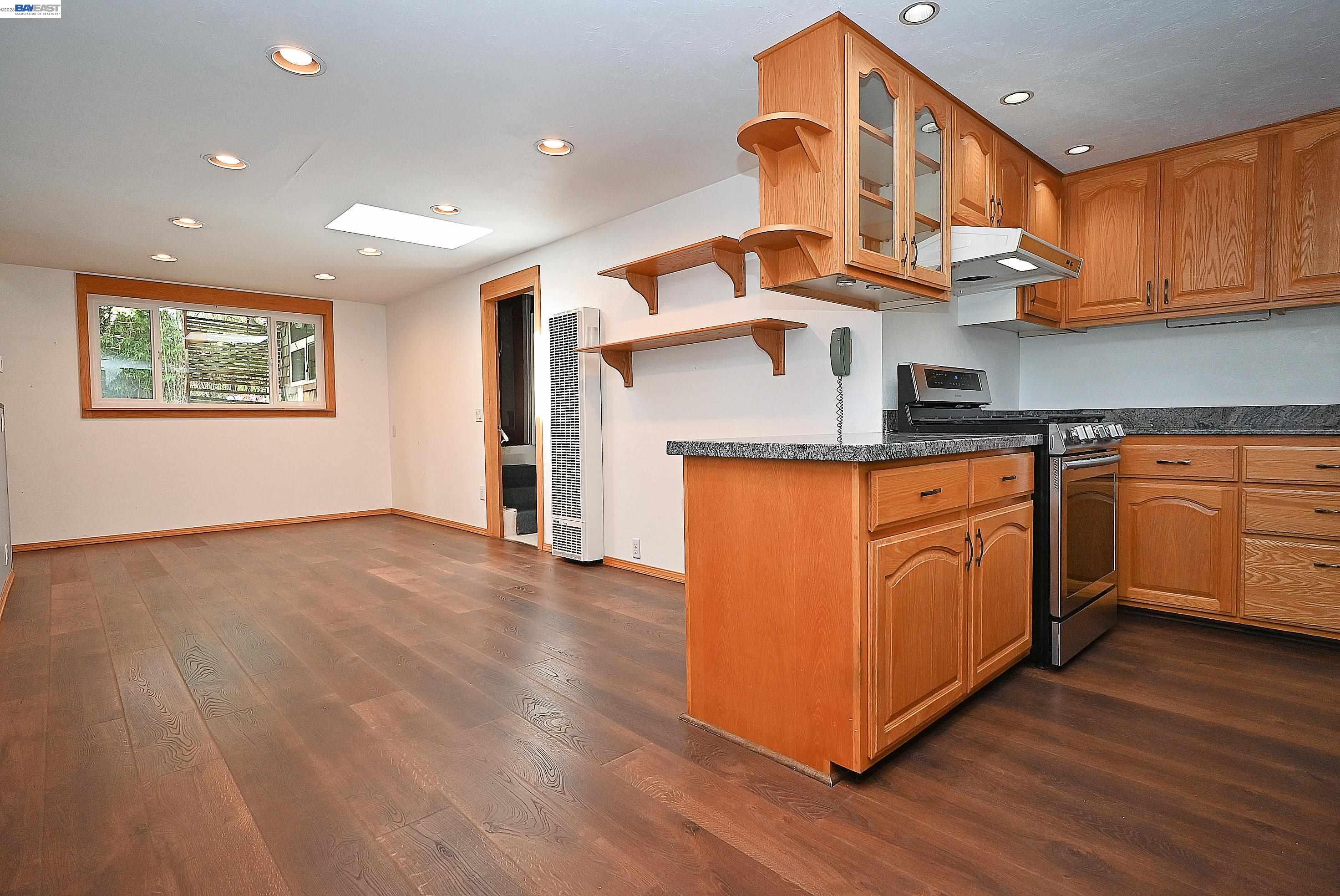 Detail Gallery Image 27 of 37 For 4199 Seven Hills Rd, Castro Valley,  CA 94546 - 2 Beds | 1 Baths