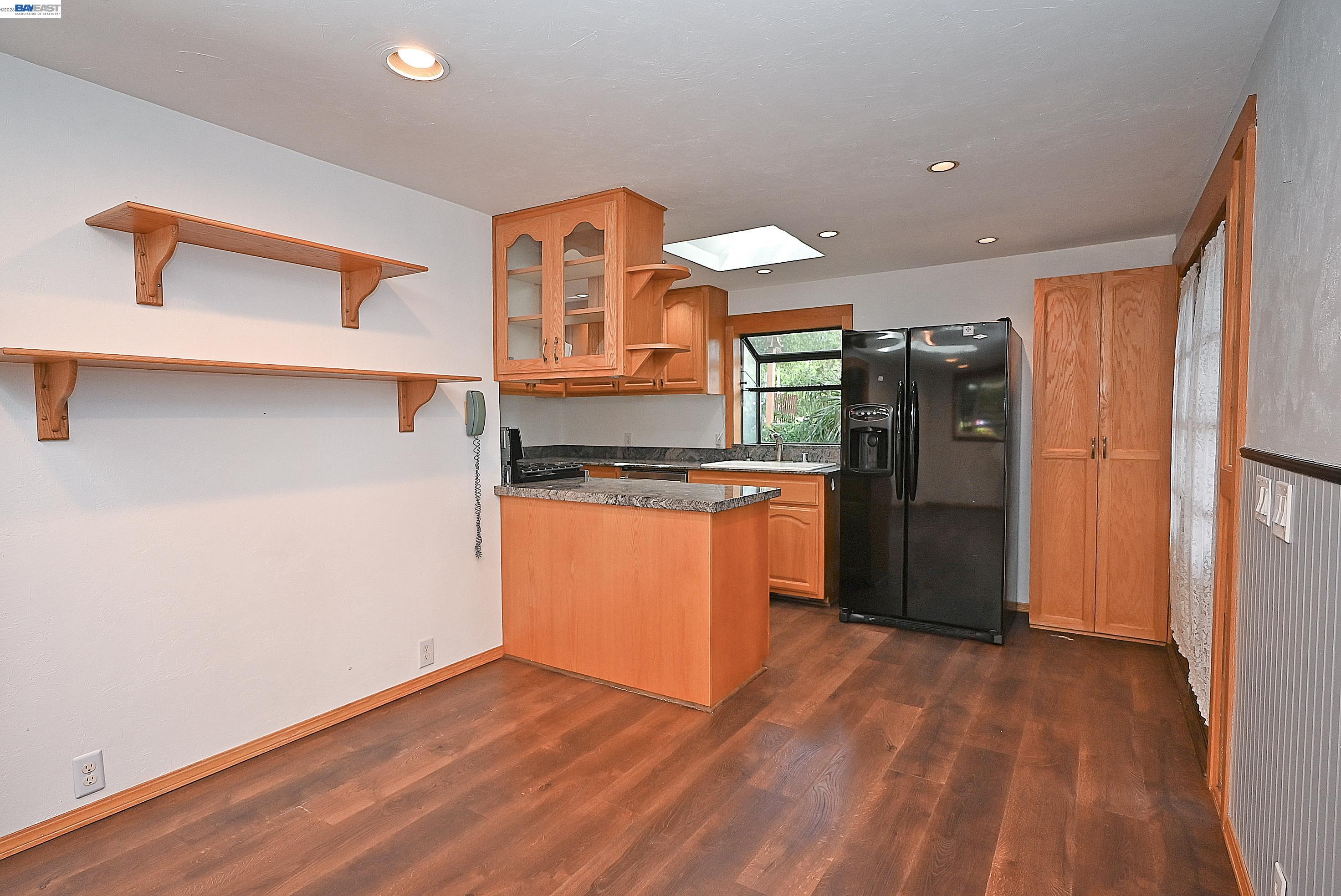 Detail Gallery Image 29 of 37 For 4199 Seven Hills Rd, Castro Valley,  CA 94546 - 2 Beds | 1 Baths