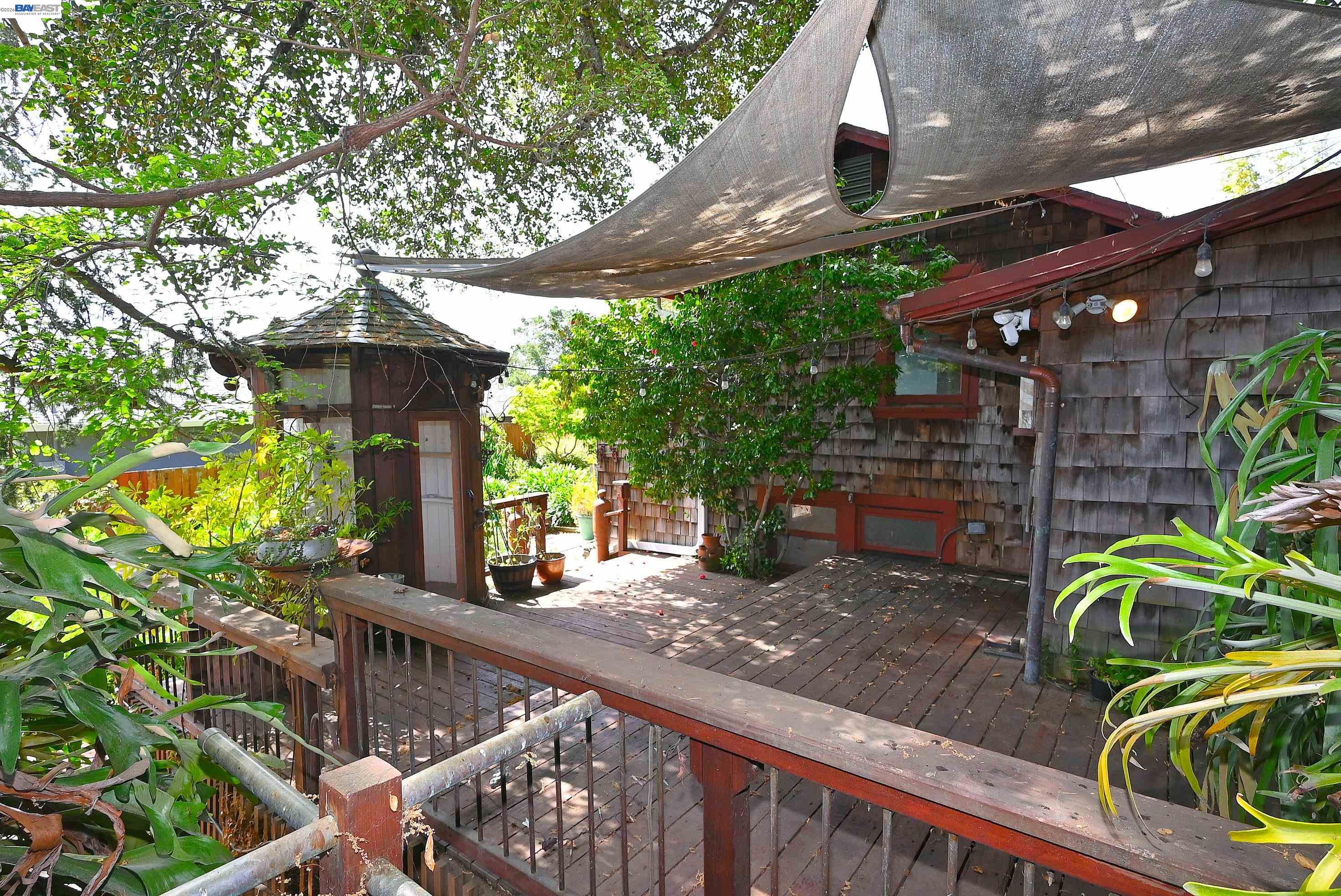 Detail Gallery Image 8 of 37 For 4199 Seven Hills Rd, Castro Valley,  CA 94546 - 2 Beds | 1 Baths