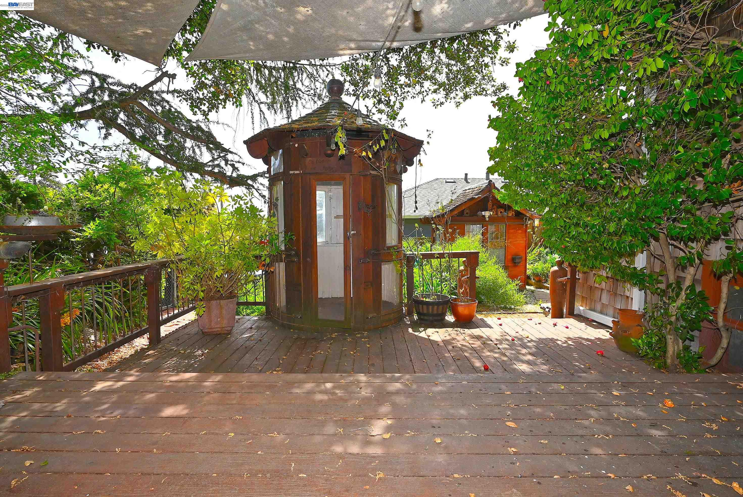 Detail Gallery Image 9 of 37 For 4199 Seven Hills Rd, Castro Valley,  CA 94546 - 2 Beds | 1 Baths