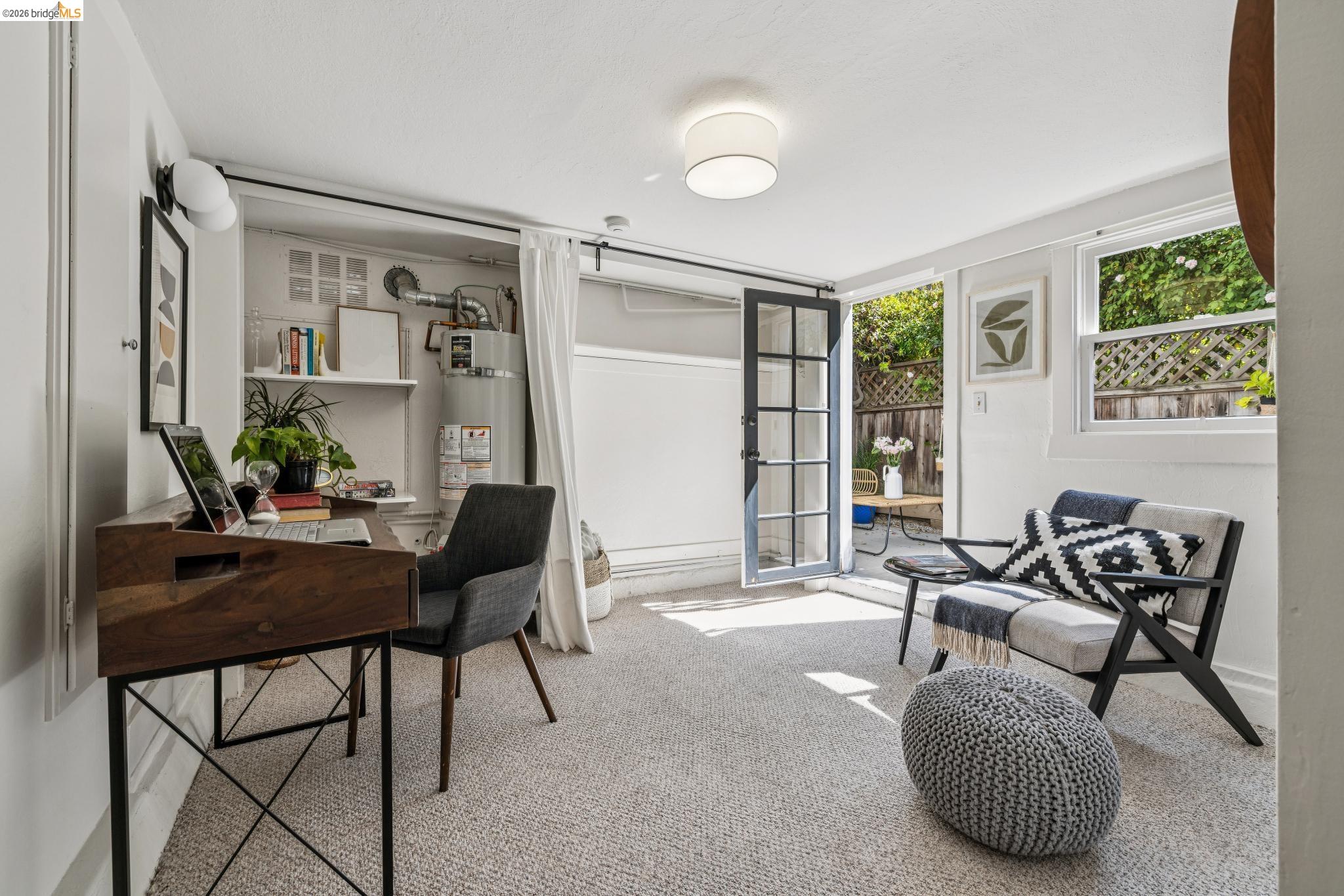 Detail Gallery Image 13 of 39 For 1200 El Centro Ave, Oakland,  CA 94602 - 2 Beds | 2 Baths