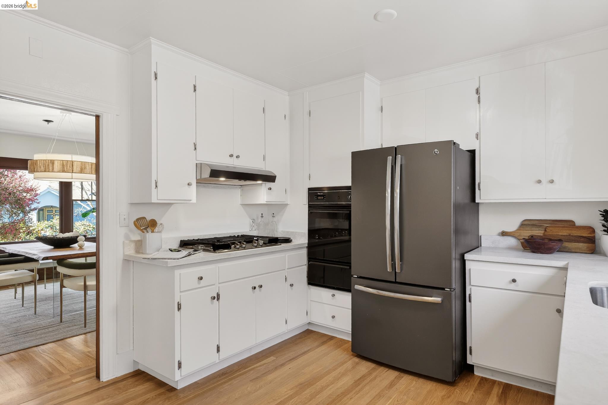 Detail Gallery Image 15 of 39 For 1200 El Centro Ave, Oakland,  CA 94602 - 2 Beds | 2 Baths