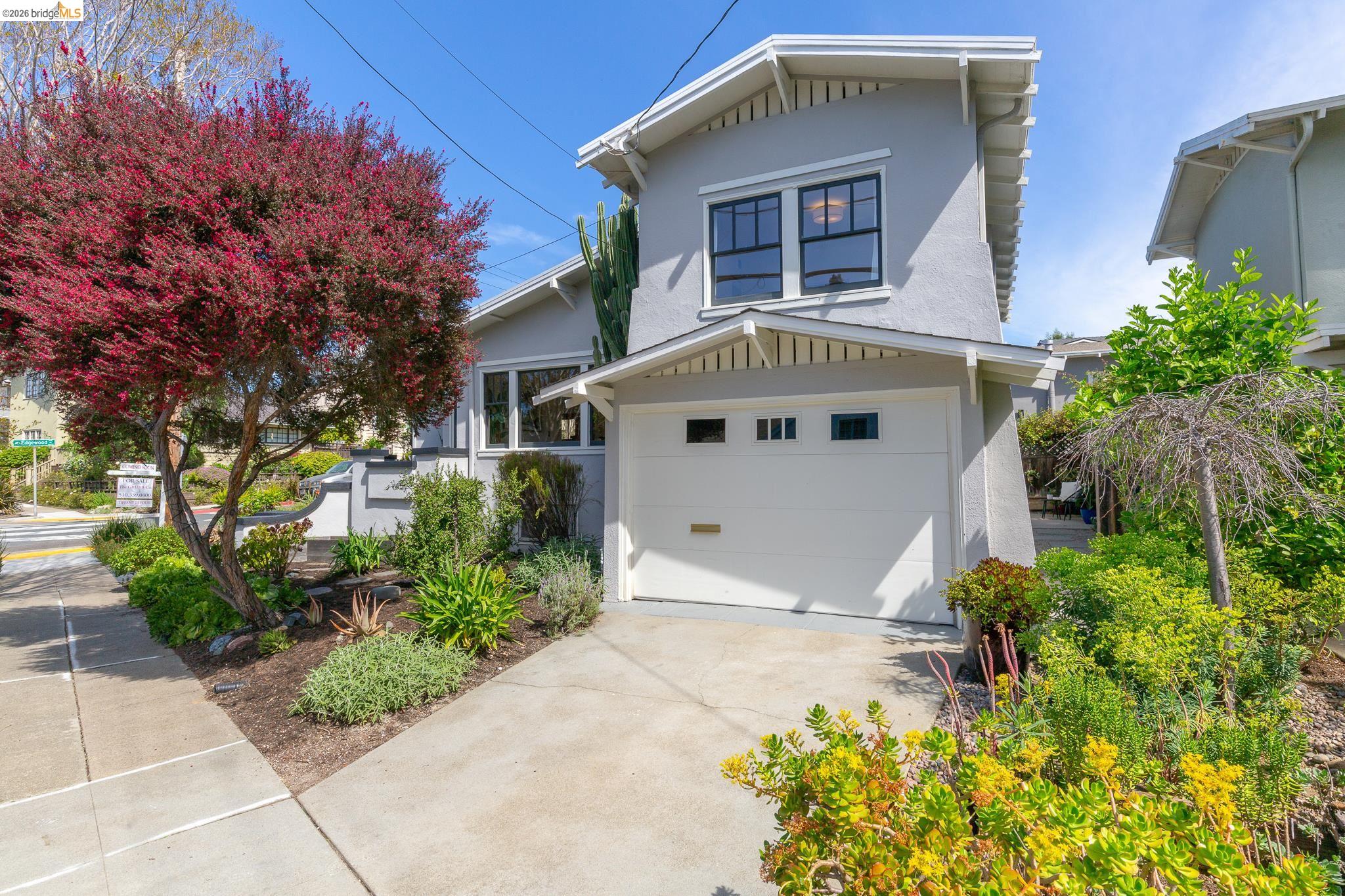 Detail Gallery Image 31 of 39 For 1200 El Centro Ave, Oakland,  CA 94602 - 2 Beds | 2 Baths