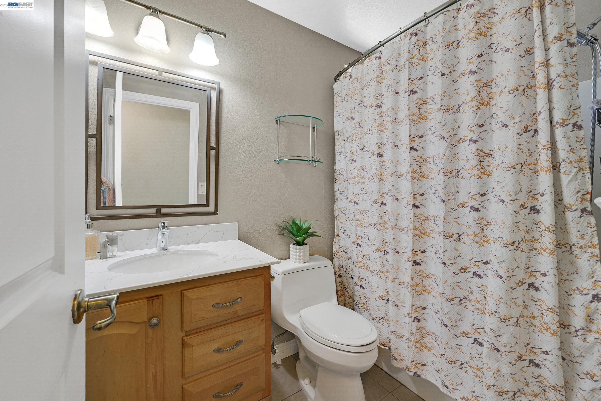 Detail Gallery Image 19 of 45 For 77 Barnes Ln, Fremont,  CA 94536 - 4 Beds | 2/1 Baths
