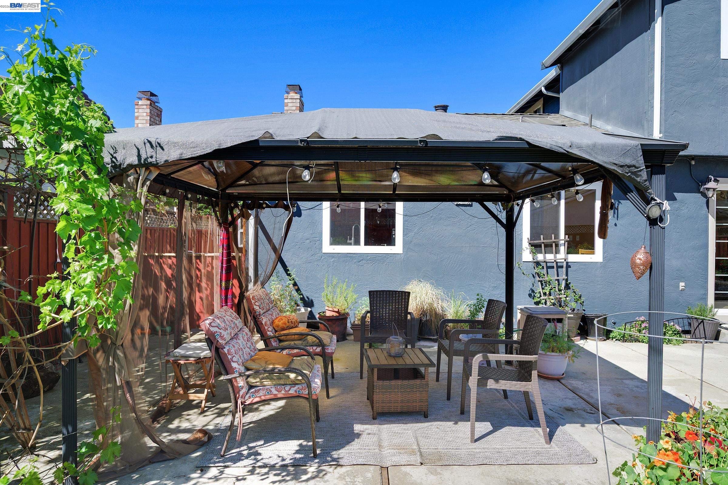 Detail Gallery Image 30 of 45 For 77 Barnes Ln, Fremont,  CA 94536 - 4 Beds | 2/1 Baths