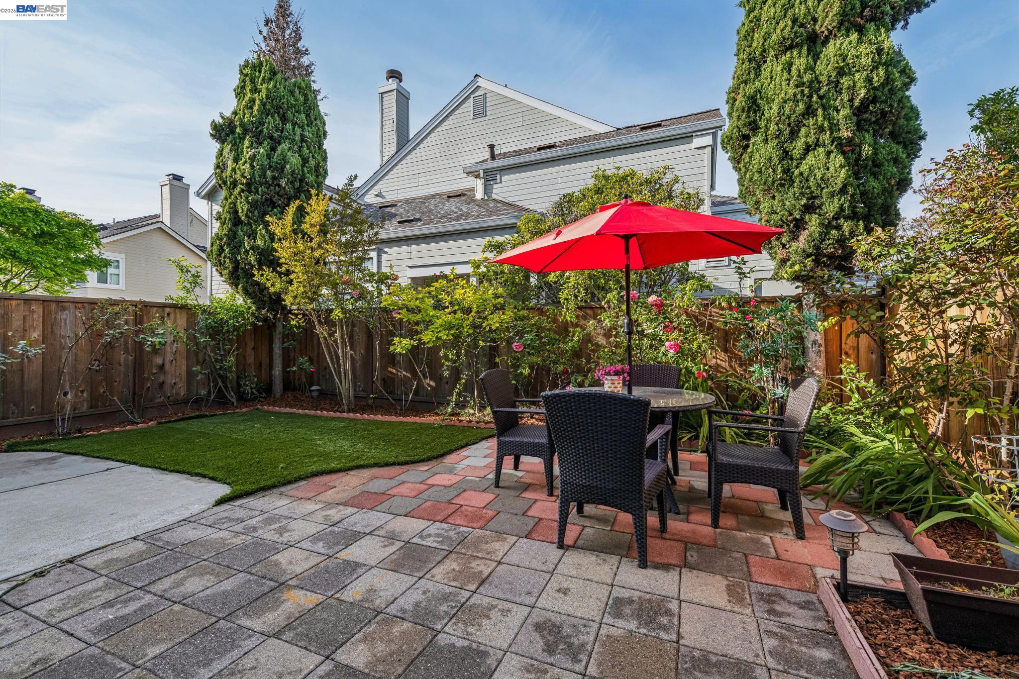 Detail Gallery Image 18 of 37 For 35 Britt Ct, Alameda,  CA 94502 - 3 Beds | 2/1 Baths