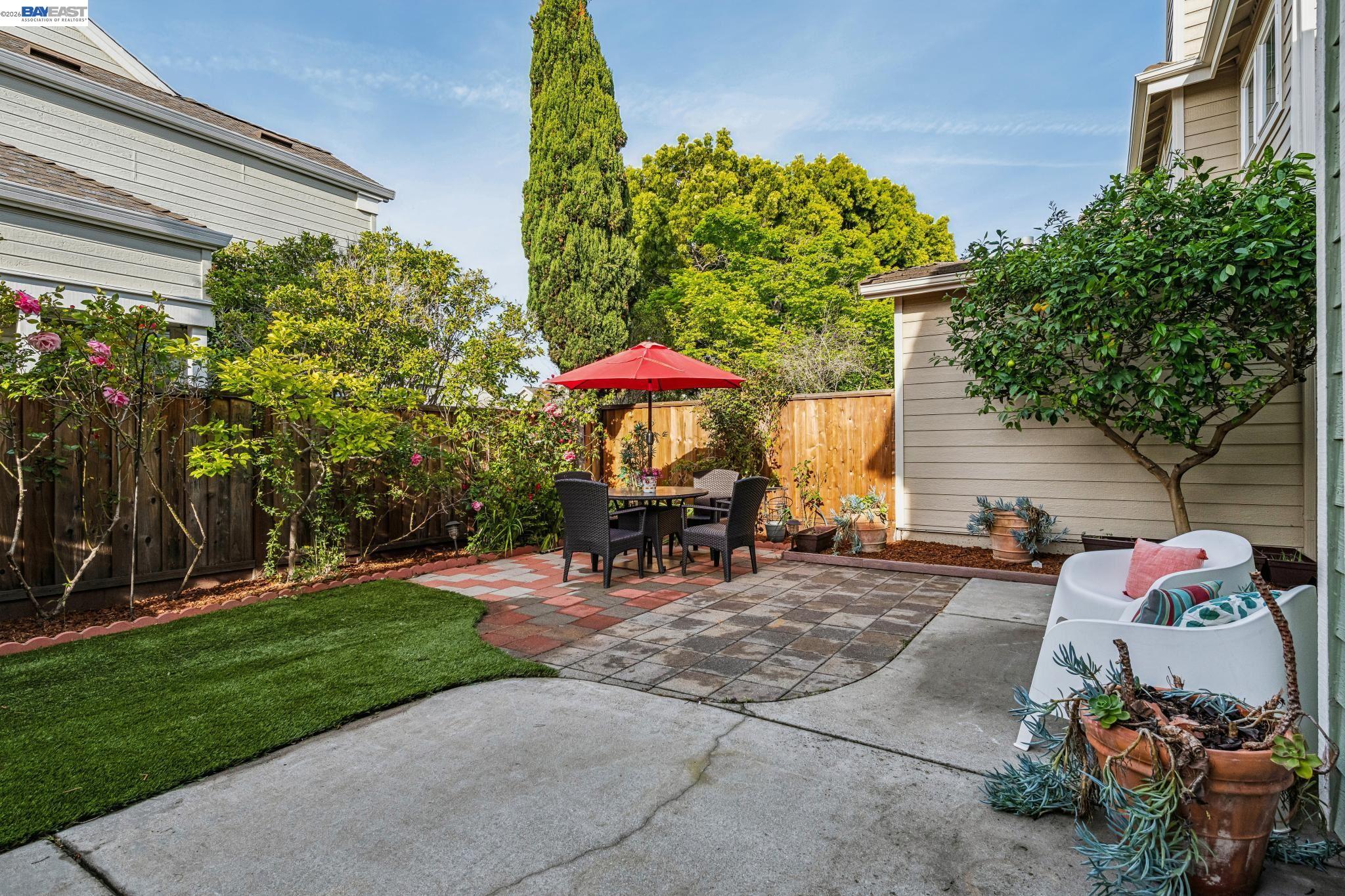 Detail Gallery Image 19 of 37 For 35 Britt Ct, Alameda,  CA 94502 - 3 Beds | 2/1 Baths