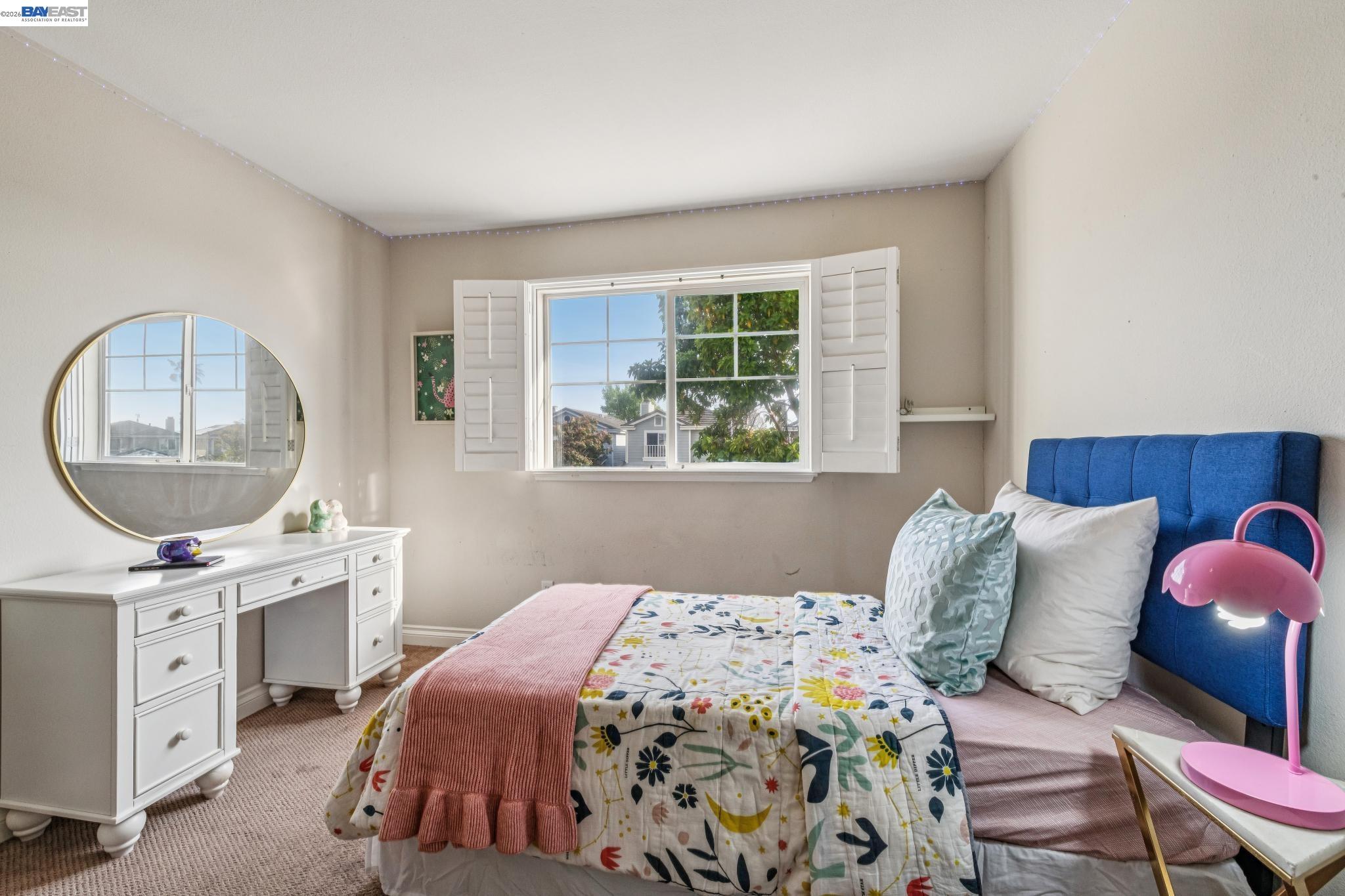 Detail Gallery Image 26 of 37 For 35 Britt Ct, Alameda,  CA 94502 - 3 Beds | 2/1 Baths