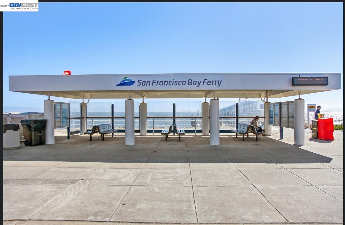 Detail Gallery Image 35 of 37 For 35 Britt Ct, Alameda,  CA 94502 - 3 Beds | 2/1 Baths