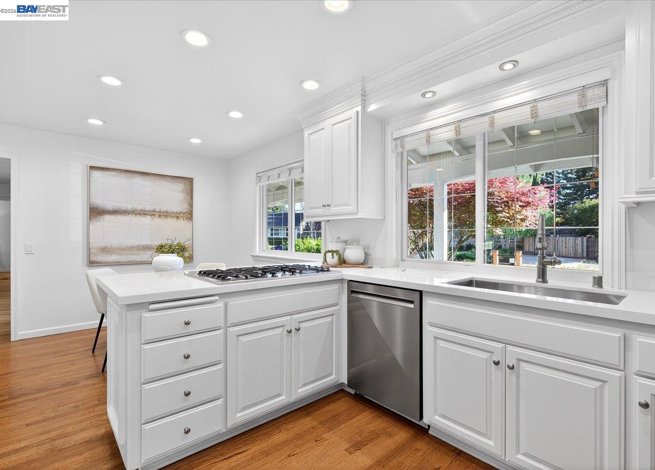 Detail Gallery Image 27 of 60 For 147 Winged Foot Pl, San Ramon,  CA 94583 - 4 Beds | 3 Baths