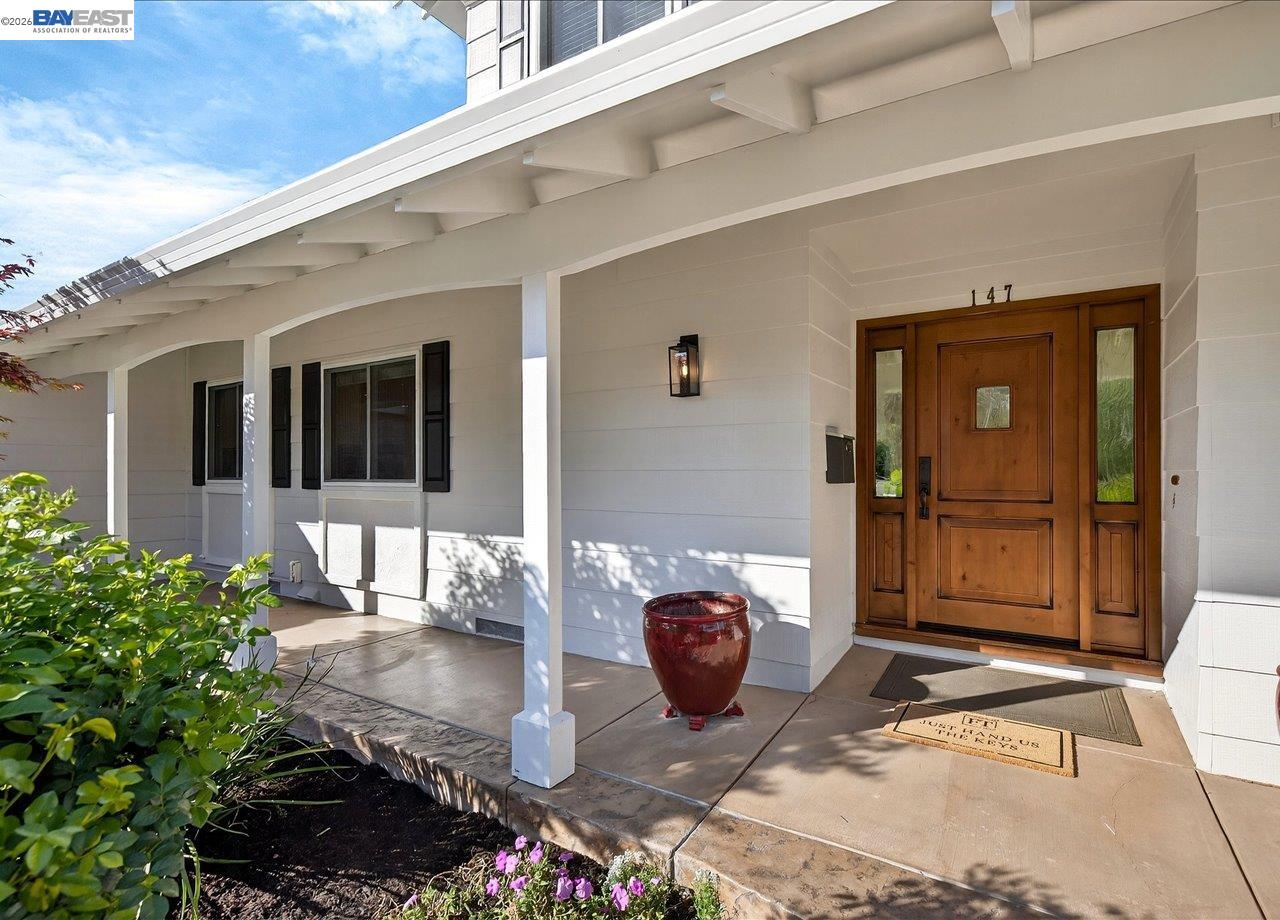 Detail Gallery Image 8 of 60 For 147 Winged Foot Pl, San Ramon,  CA 94583 - 4 Beds | 3 Baths