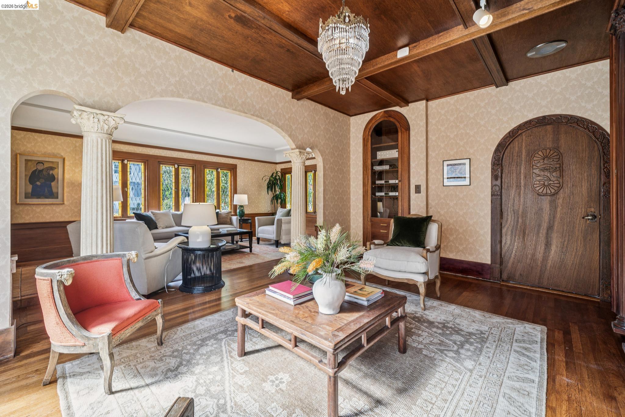 Detail Gallery Image 17 of 60 For 824 Paru St, Alameda,  CA 94501 - 5 Beds | 3/1 Baths