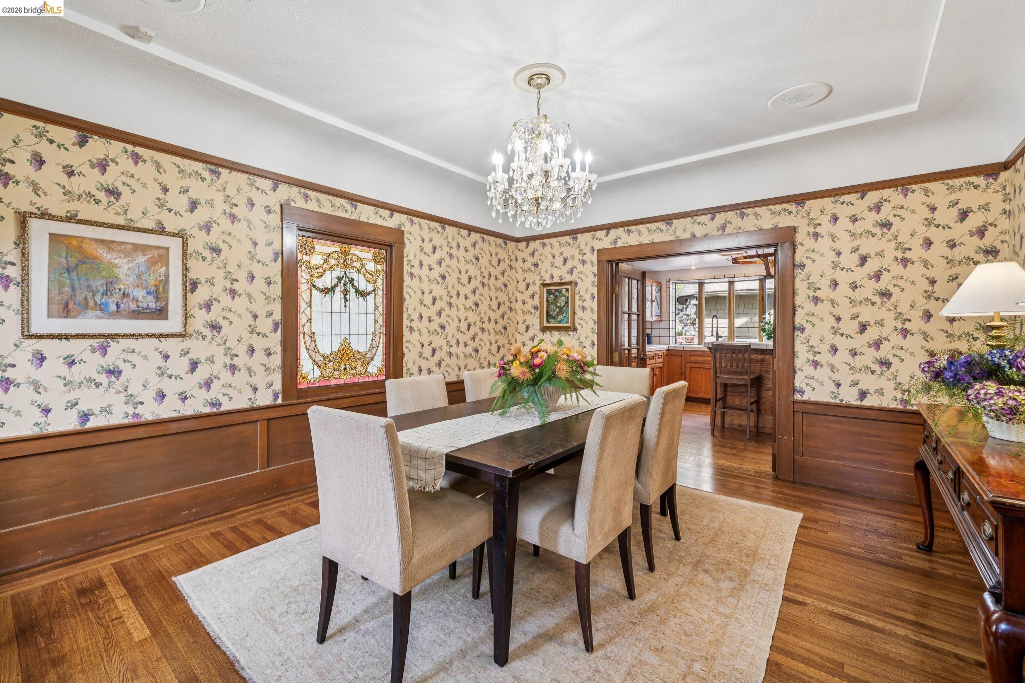 Detail Gallery Image 18 of 60 For 824 Paru St, Alameda,  CA 94501 - 5 Beds | 3/1 Baths