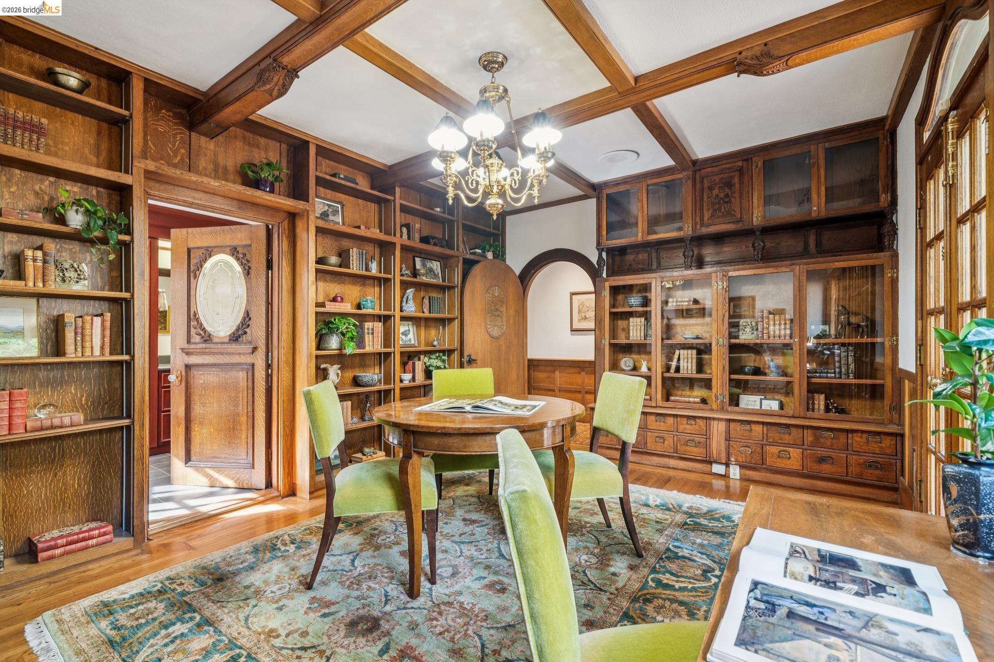 Detail Gallery Image 30 of 60 For 824 Paru St, Alameda,  CA 94501 - 5 Beds | 3/1 Baths