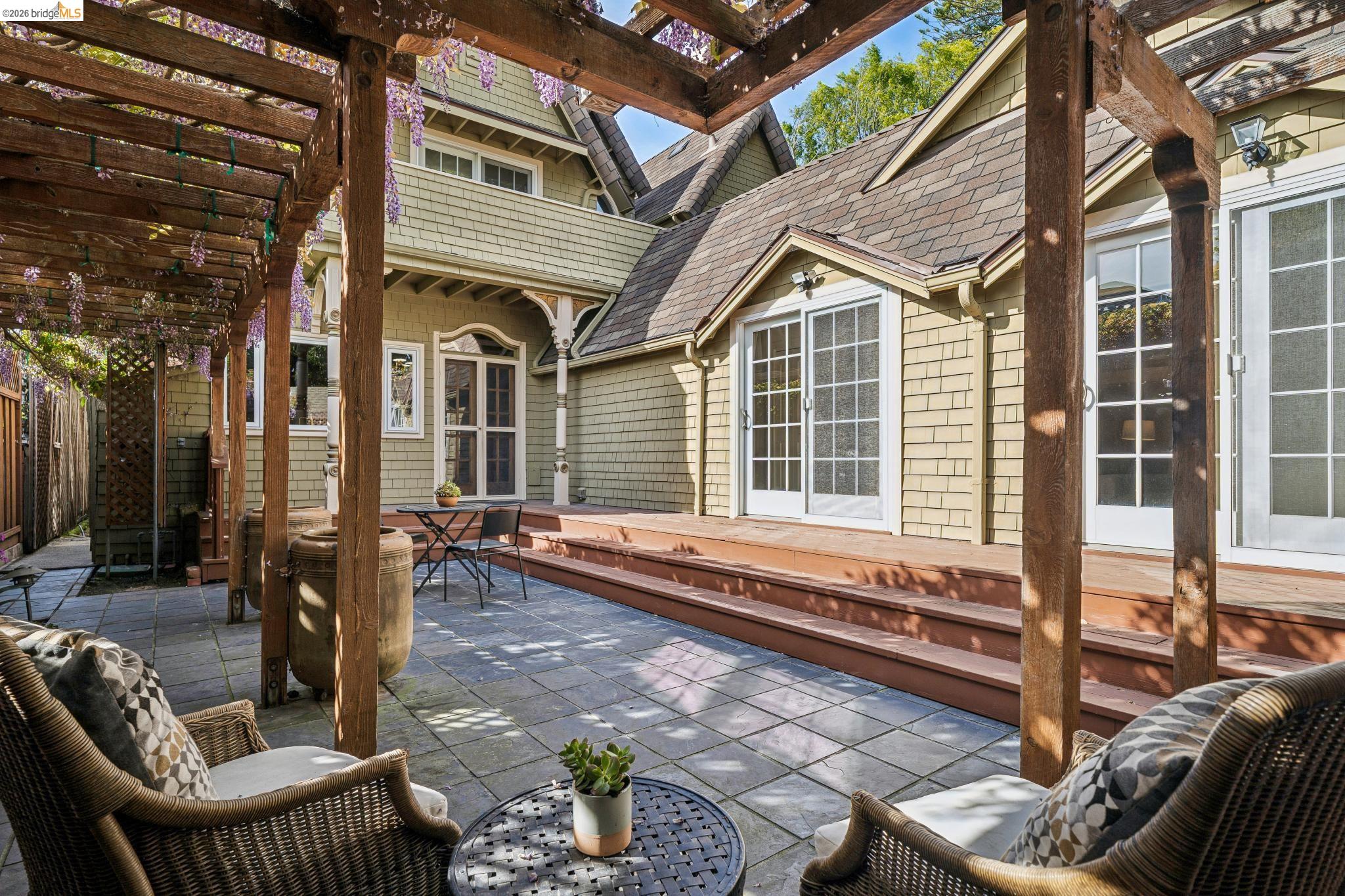 Detail Gallery Image 54 of 60 For 824 Paru St, Alameda,  CA 94501 - 5 Beds | 3/1 Baths