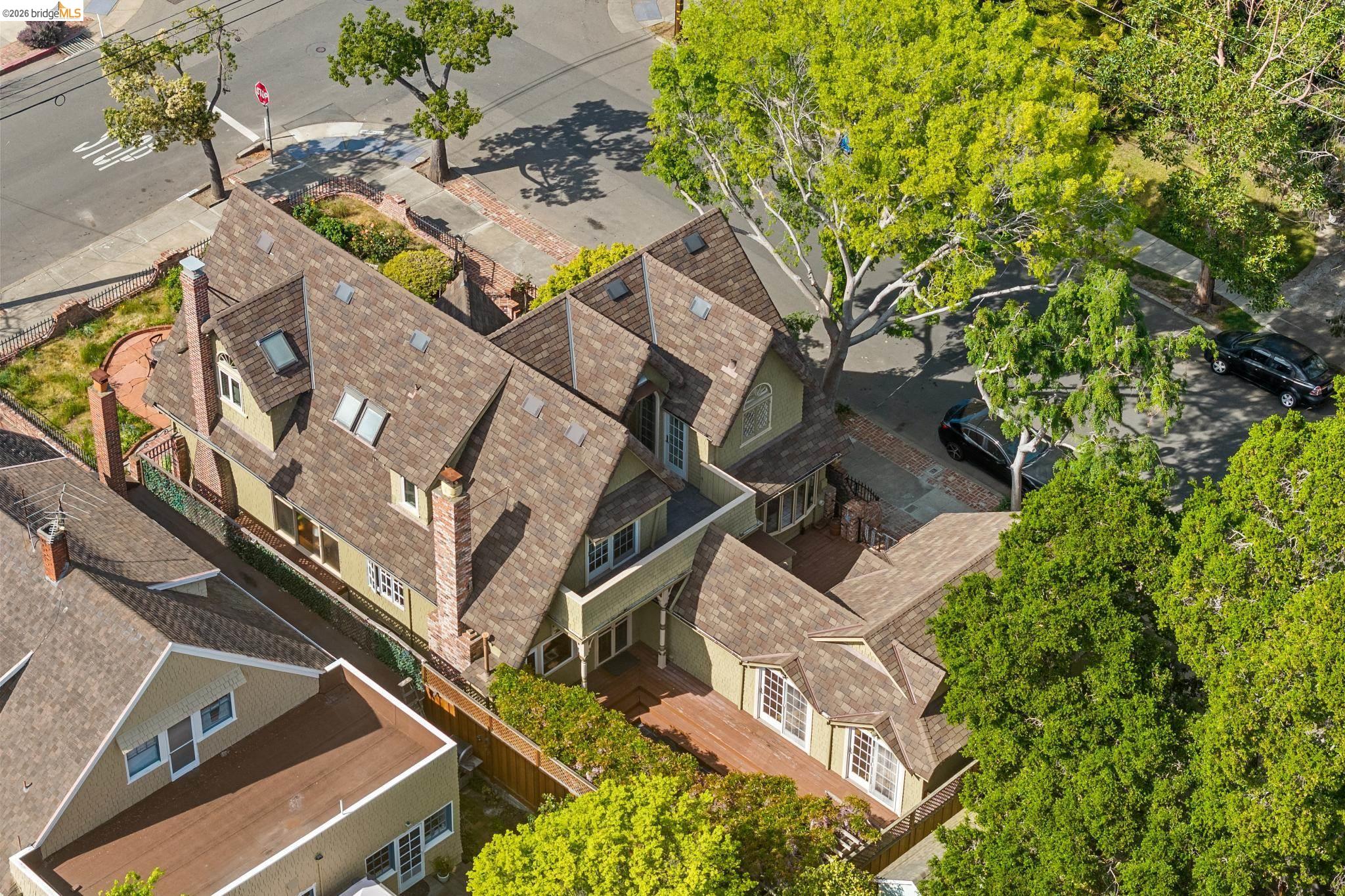 Detail Gallery Image 55 of 60 For 824 Paru St, Alameda,  CA 94501 - 5 Beds | 3/1 Baths