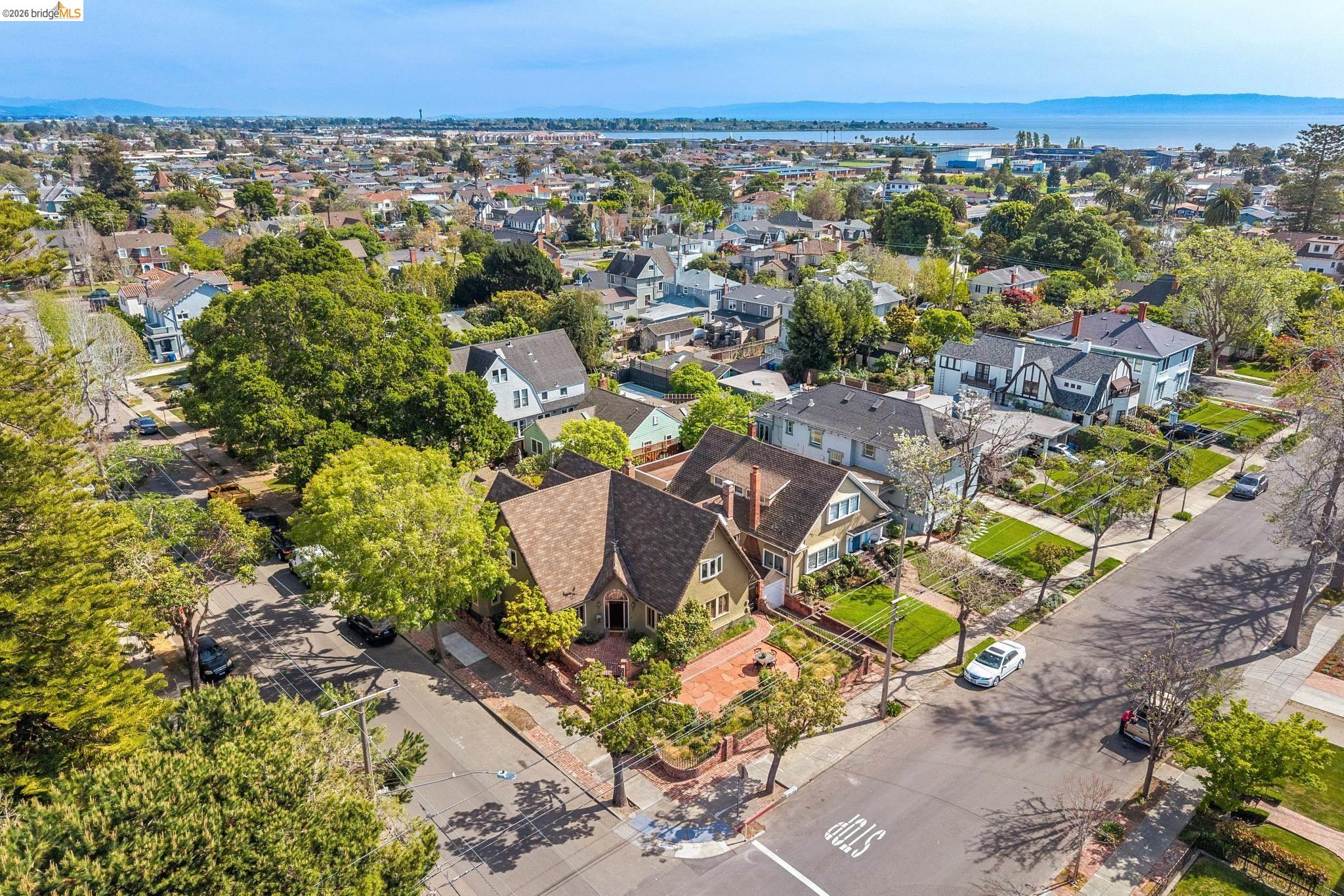 Detail Gallery Image 57 of 60 For 824 Paru St, Alameda,  CA 94501 - 5 Beds | 3/1 Baths