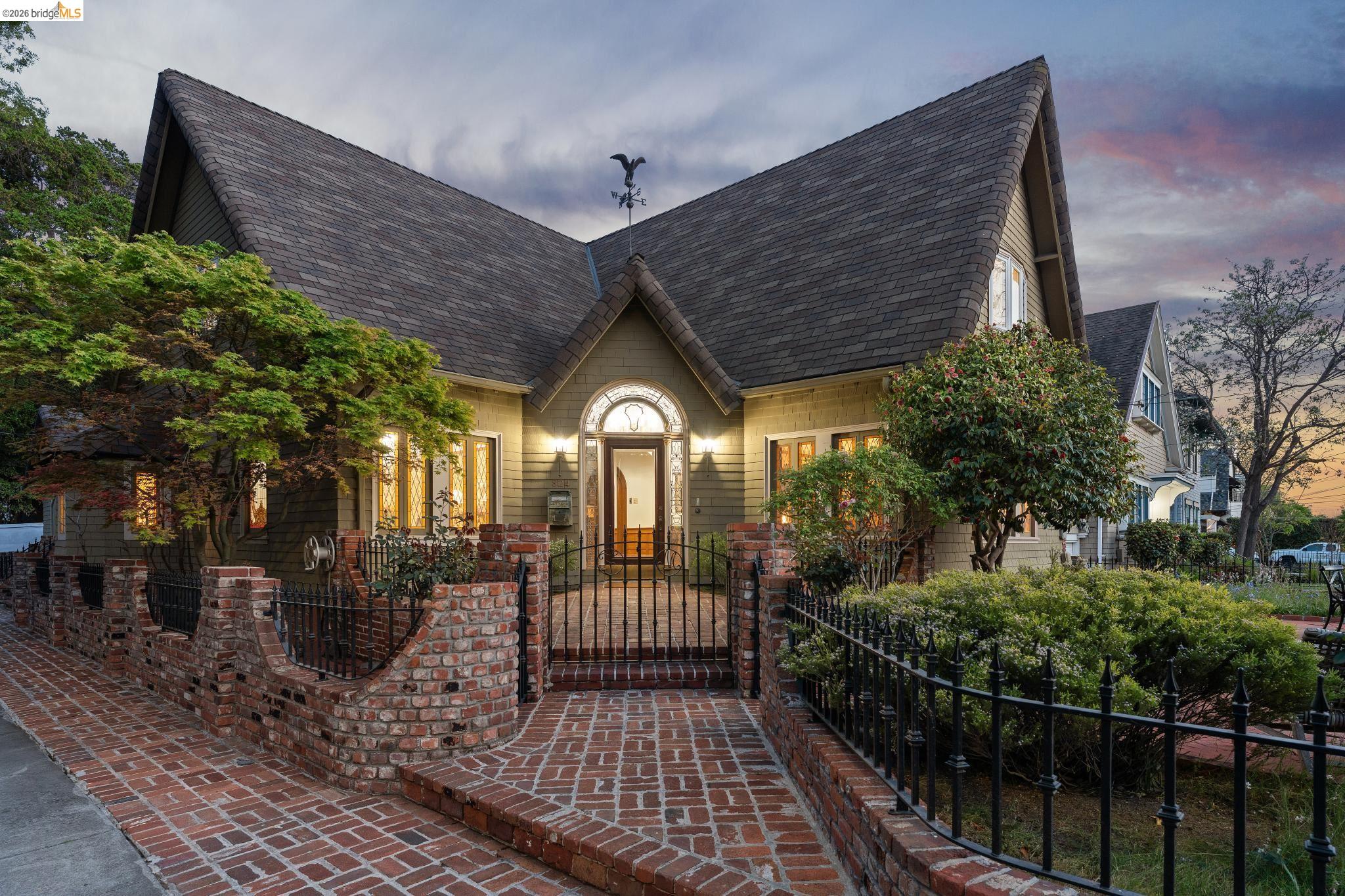 Detail Gallery Image 59 of 60 For 824 Paru St, Alameda,  CA 94501 - 5 Beds | 3/1 Baths