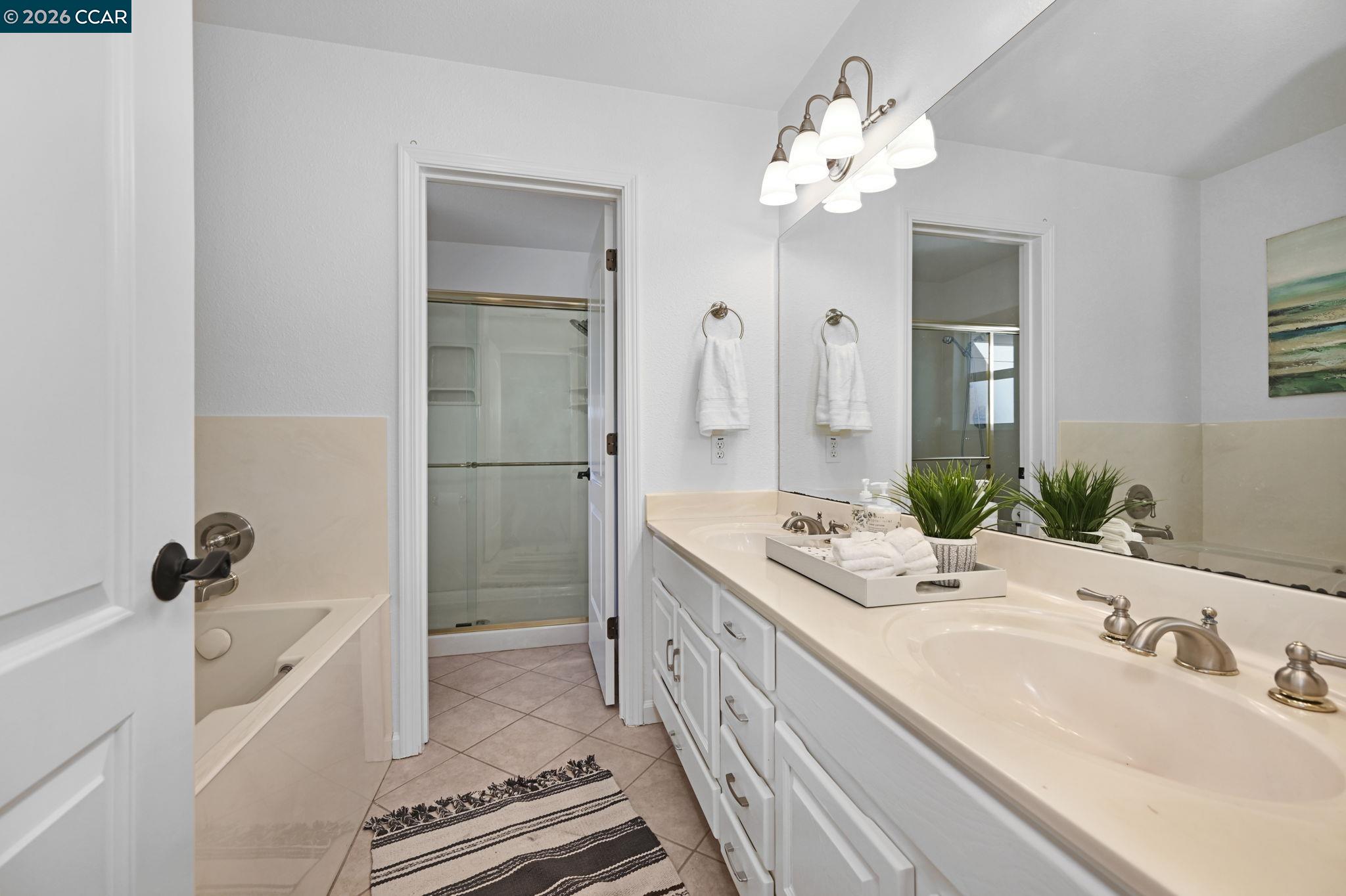 Detail Gallery Image 23 of 41 For 1700 Pleasant Hill Road, Pleasant Hill,  CA 94523 - 6 Beds | 3 Baths