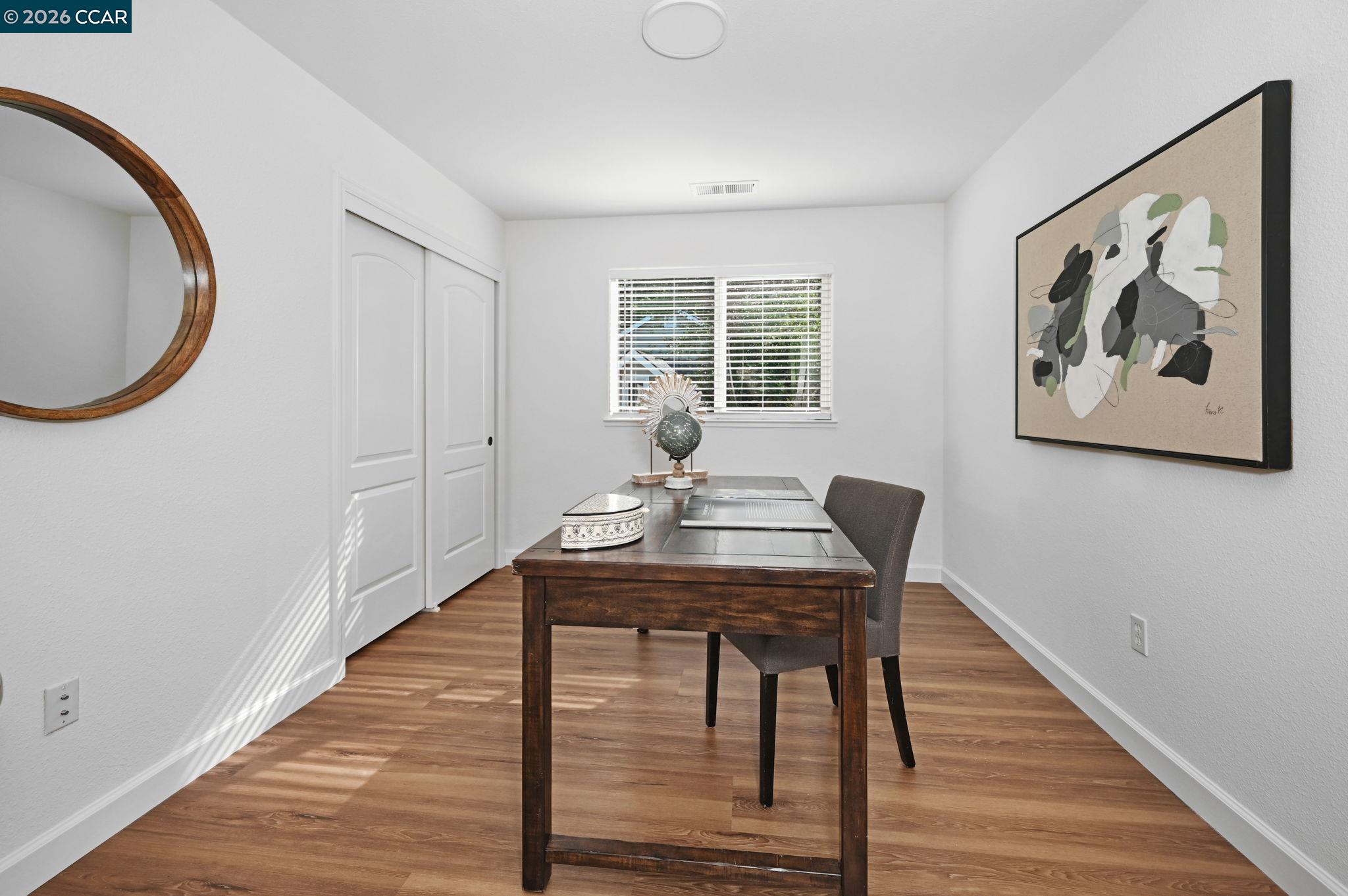 Detail Gallery Image 25 of 41 For 1700 Pleasant Hill Road, Pleasant Hill,  CA 94523 - 6 Beds | 3 Baths