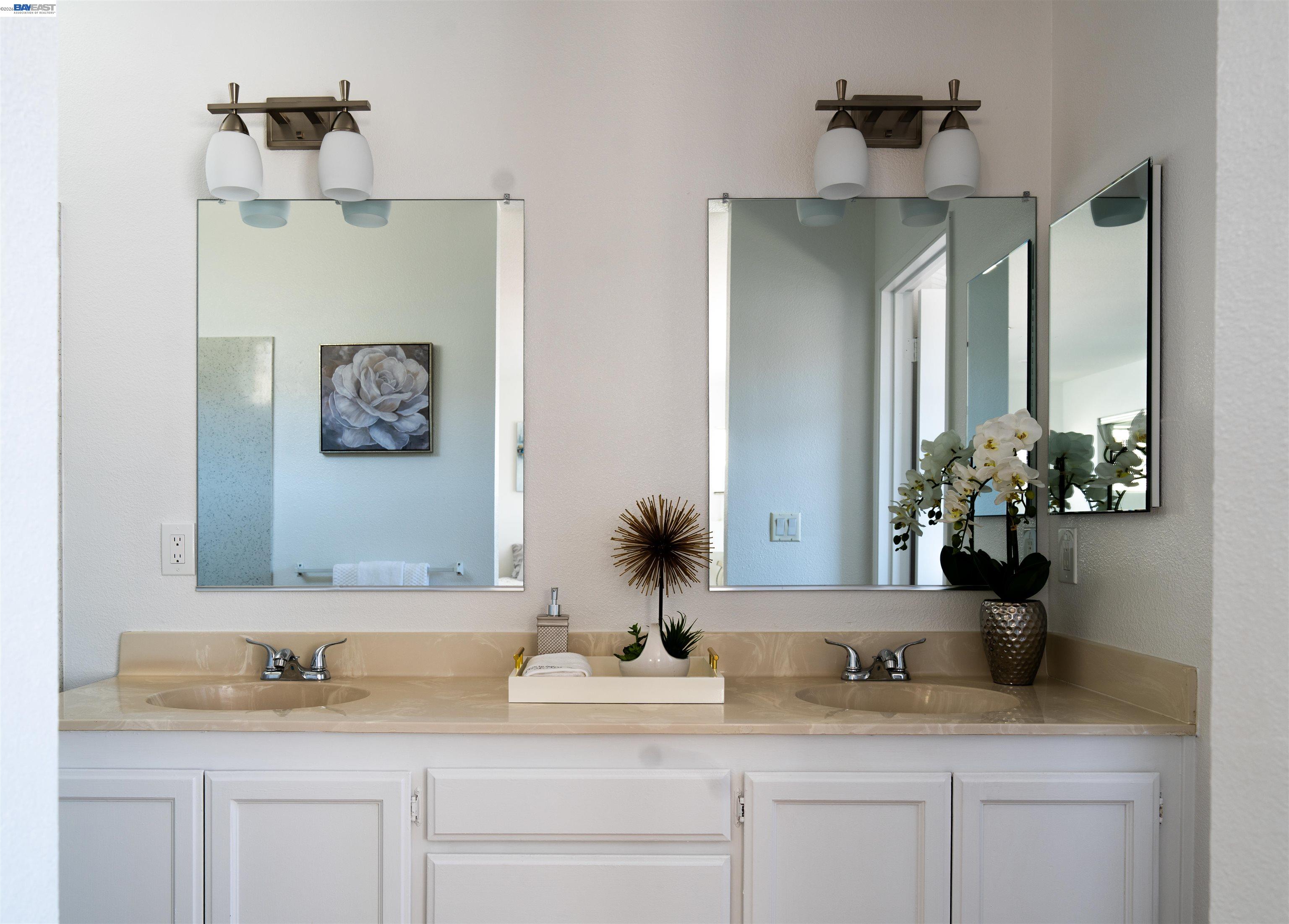 Detail Gallery Image 7 of 17 For 1028 Montoya Ter, Union City,  CA 94587 - 3 Beds | 2/1 Baths