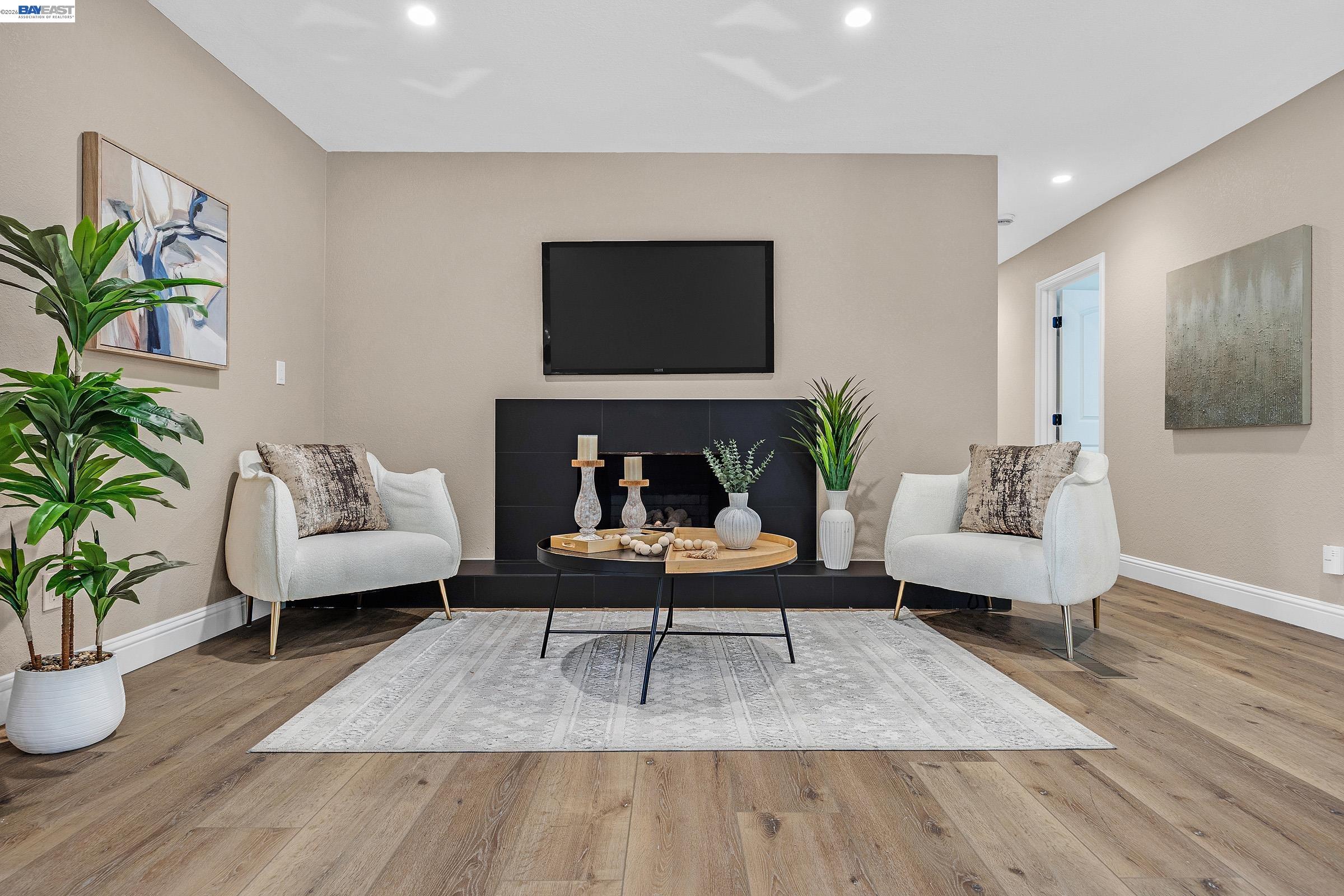 Detail Gallery Image 17 of 60 For 186 Mt Wilson Way, Clayton,  CA 94517 - 4 Beds | 2 Baths