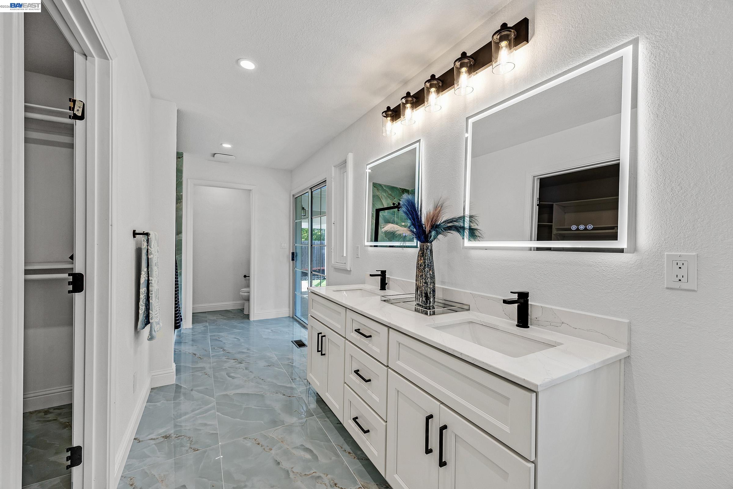 Detail Gallery Image 34 of 60 For 186 Mt Wilson Way, Clayton,  CA 94517 - 4 Beds | 2 Baths