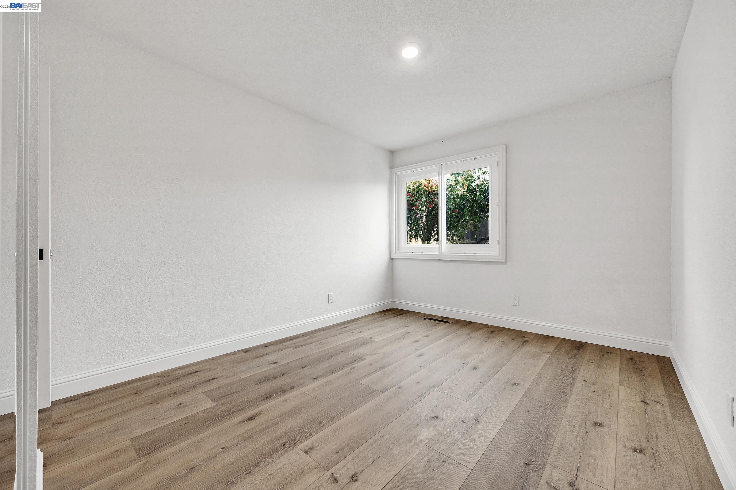 Detail Gallery Image 37 of 60 For 186 Mt Wilson Way, Clayton,  CA 94517 - 4 Beds | 2 Baths