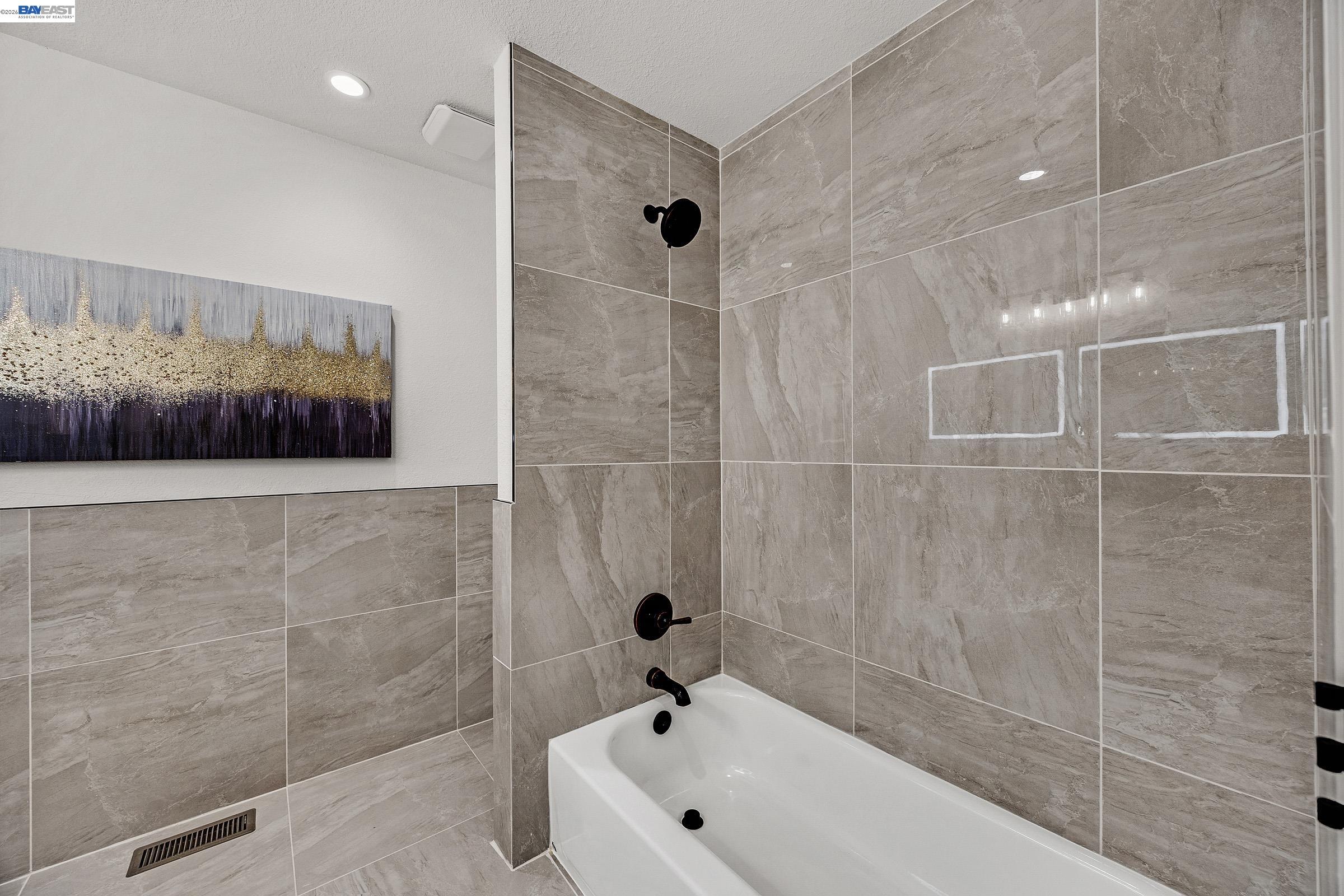 Detail Gallery Image 41 of 60 For 186 Mt Wilson Way, Clayton,  CA 94517 - 4 Beds | 2 Baths