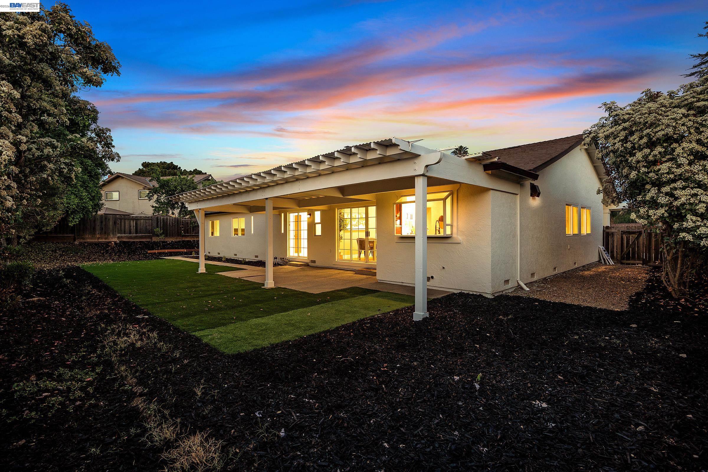 Detail Gallery Image 45 of 60 For 186 Mt Wilson Way, Clayton,  CA 94517 - 4 Beds | 2 Baths