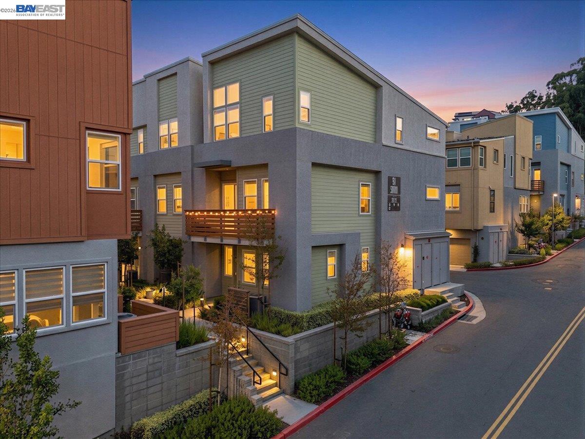 Front Image Thumbnail for BE41128812