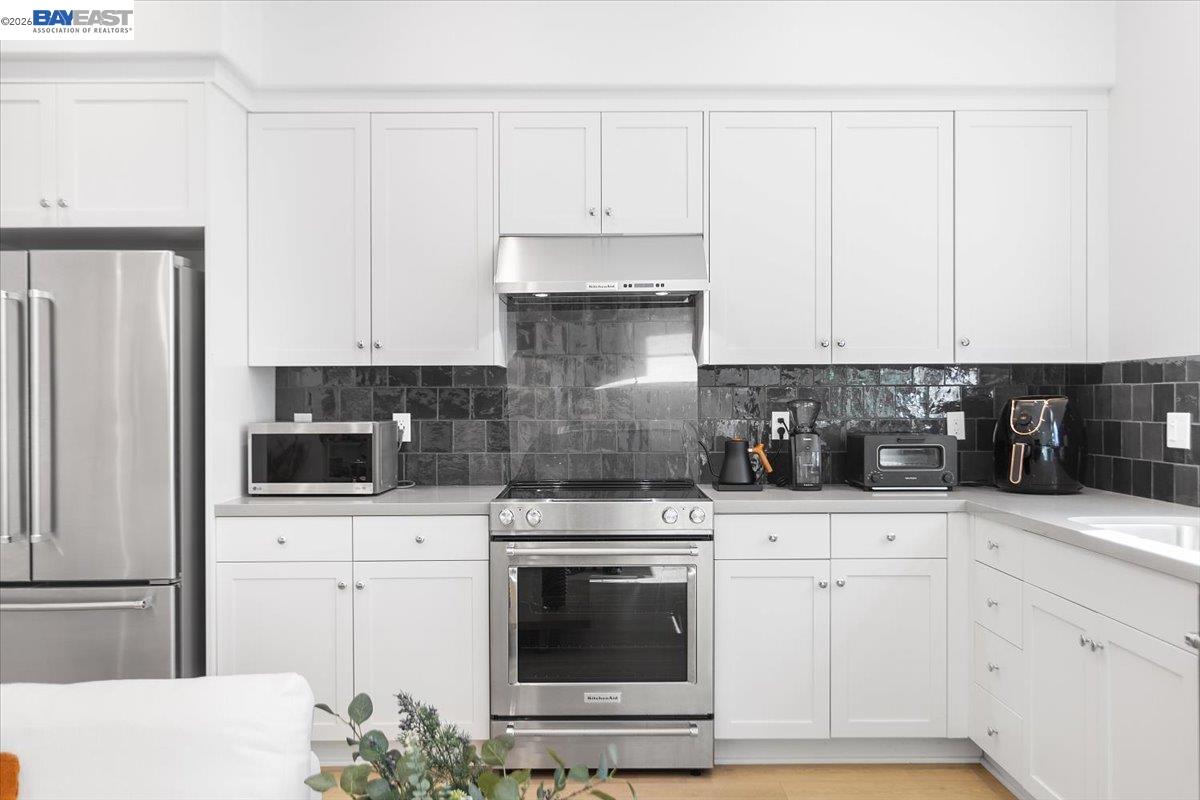 Photo #12: 41128812 Listing: Photo #12