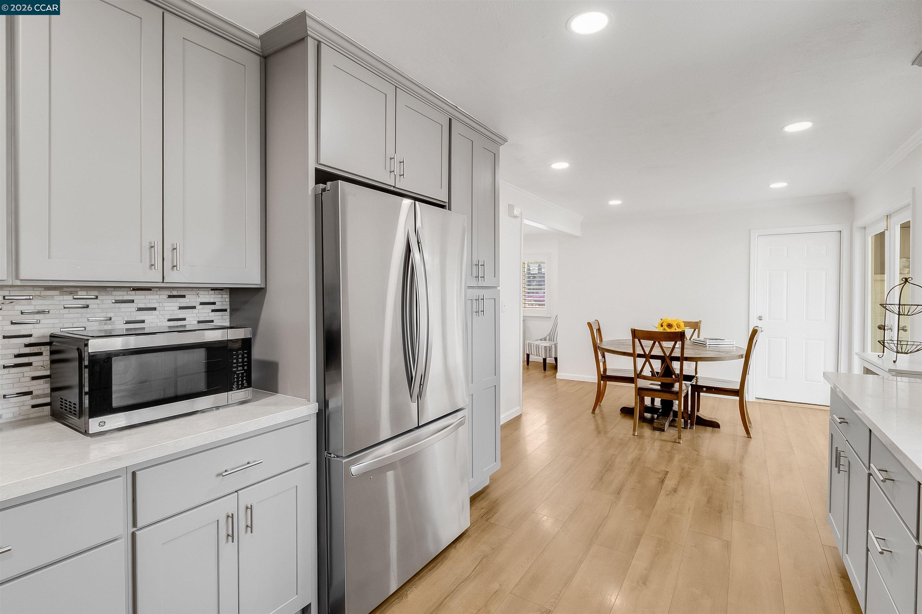 Detail Gallery Image 15 of 53 For 4321 Cowell Rd, Concord,  CA 94518-1807 - 4 Beds | 3 Baths