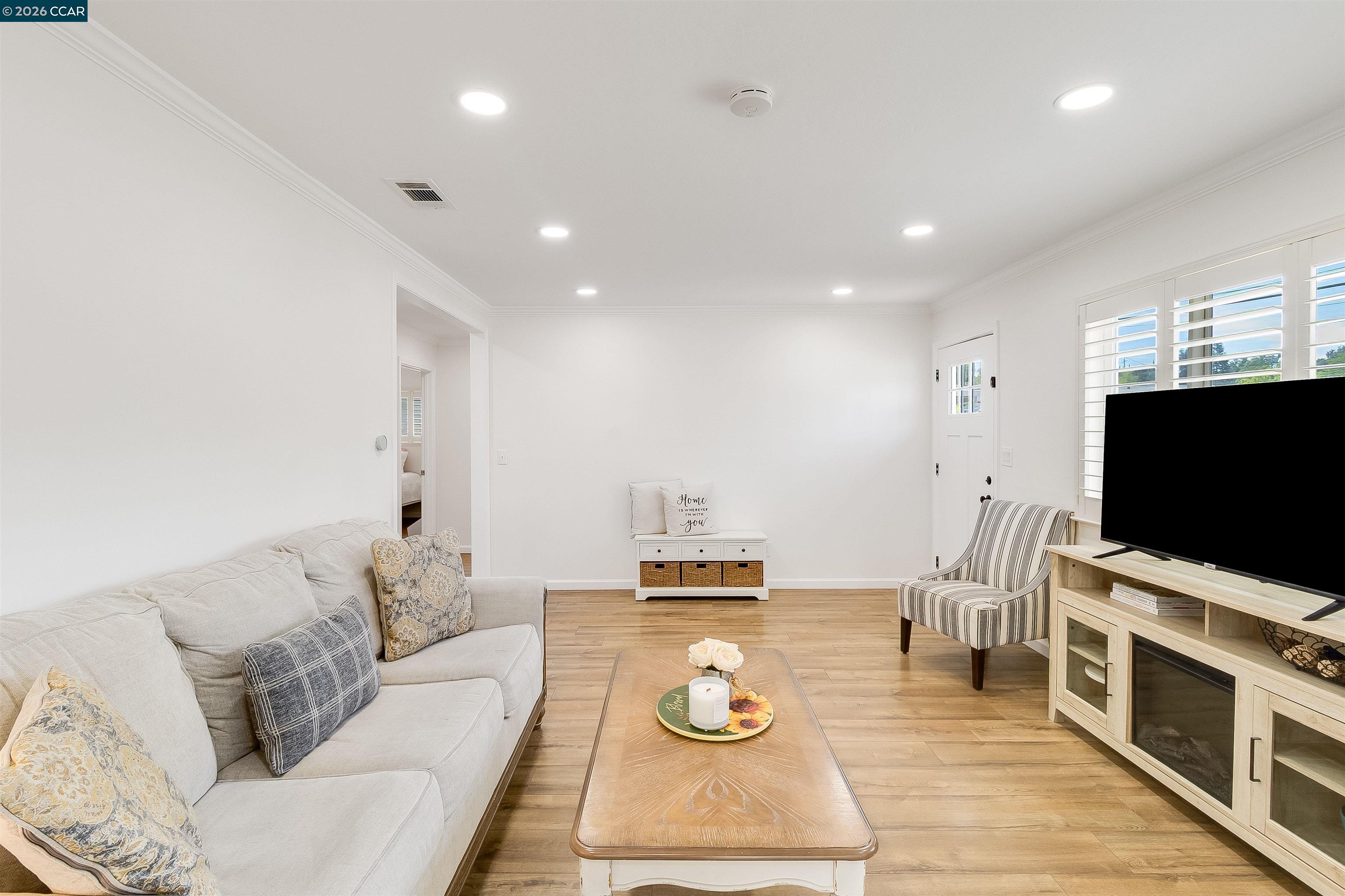 Detail Gallery Image 7 of 53 For 4321 Cowell Rd, Concord,  CA 94518-1807 - 4 Beds | 3 Baths