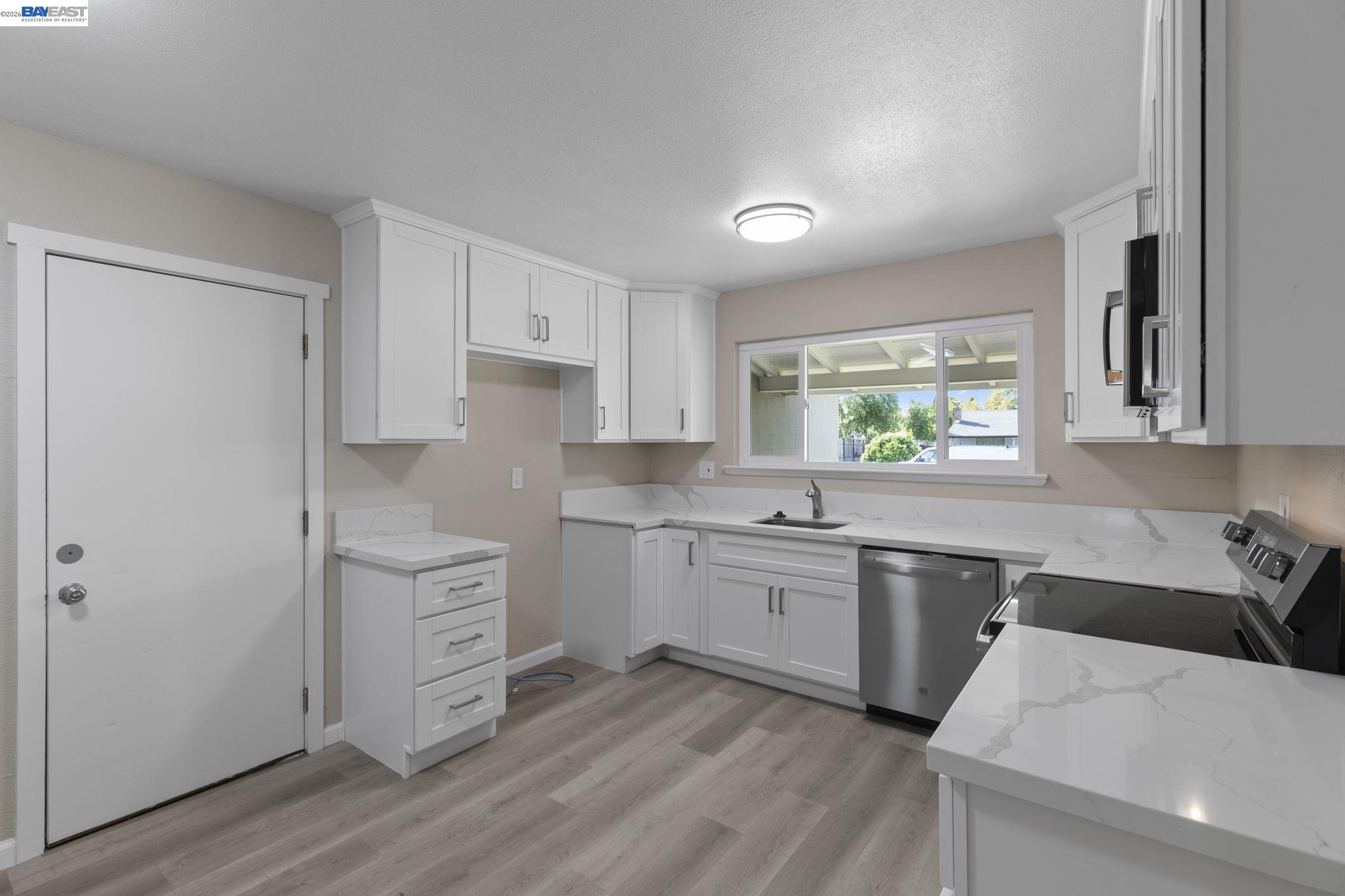 Detail Gallery Image 15 of 38 For 2950 Kelly St, Livermore,  CA 94551 - 3 Beds | 2 Baths