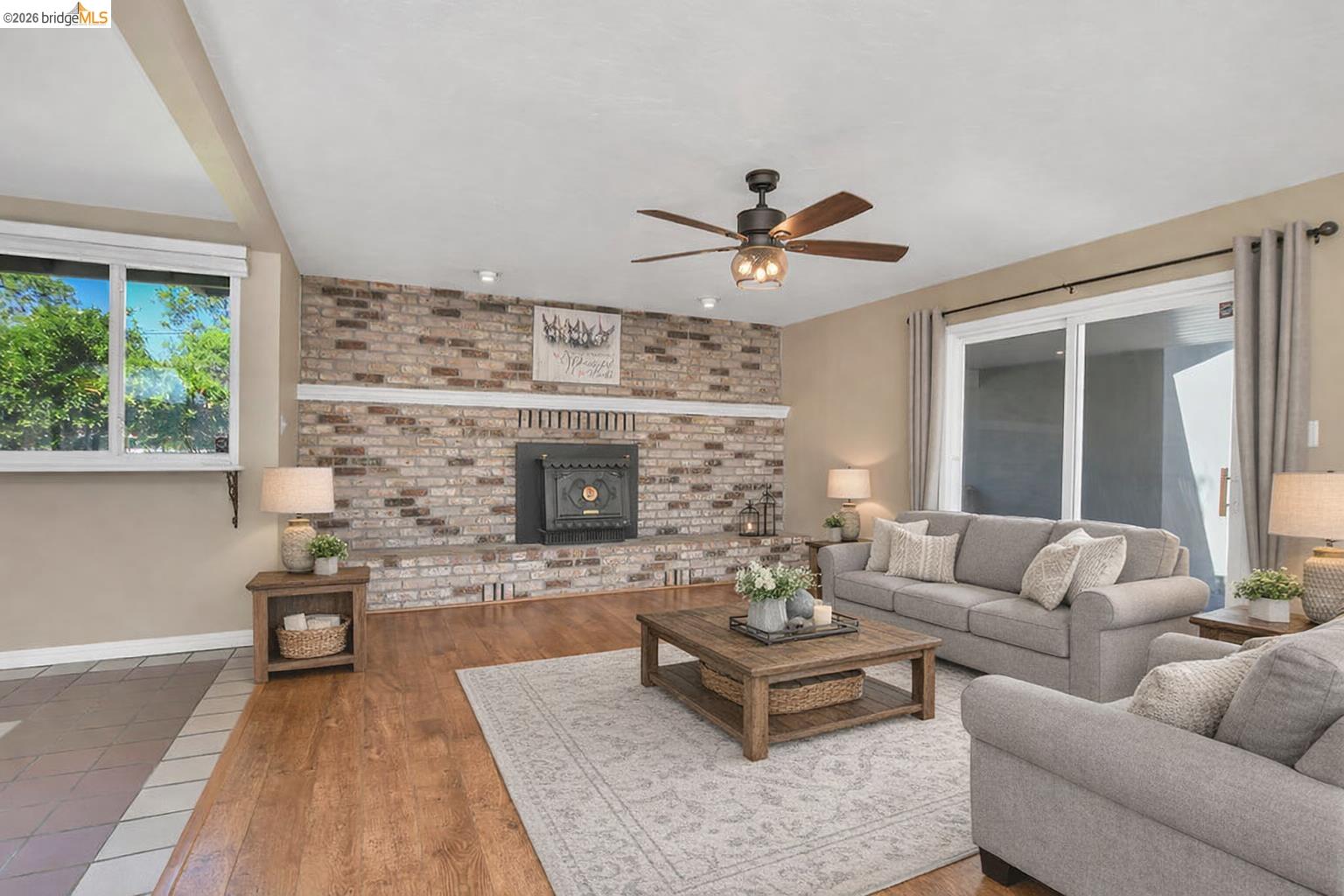 Detail Gallery Image 15 of 36 For 420 Lone Oak Ct, Brentwood,  CA 94513 - 3 Beds | 1 Baths