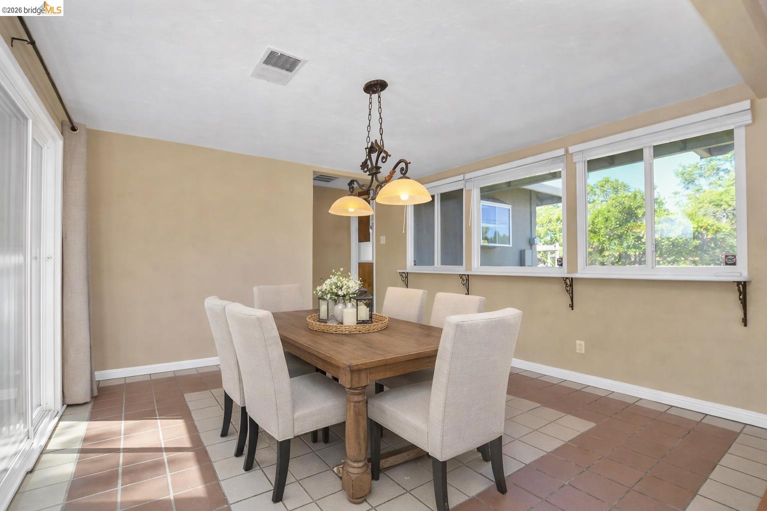 Detail Gallery Image 17 of 36 For 420 Lone Oak Ct, Brentwood,  CA 94513 - 3 Beds | 1 Baths