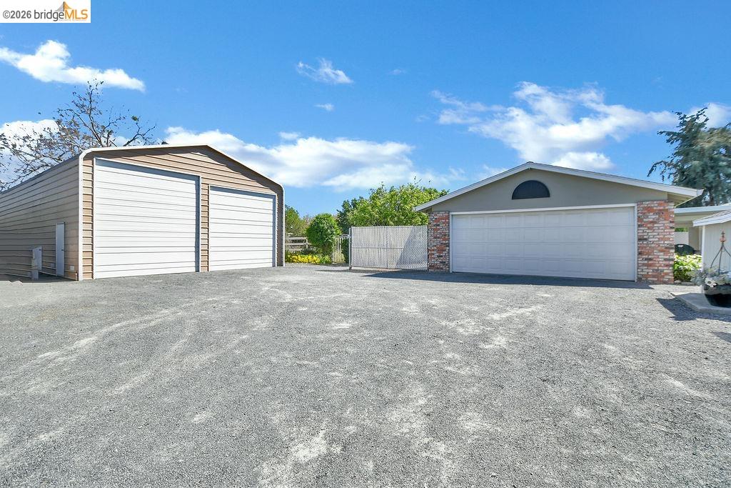 Detail Gallery Image 31 of 36 For 420 Lone Oak Ct, Brentwood,  CA 94513 - 3 Beds | 1 Baths